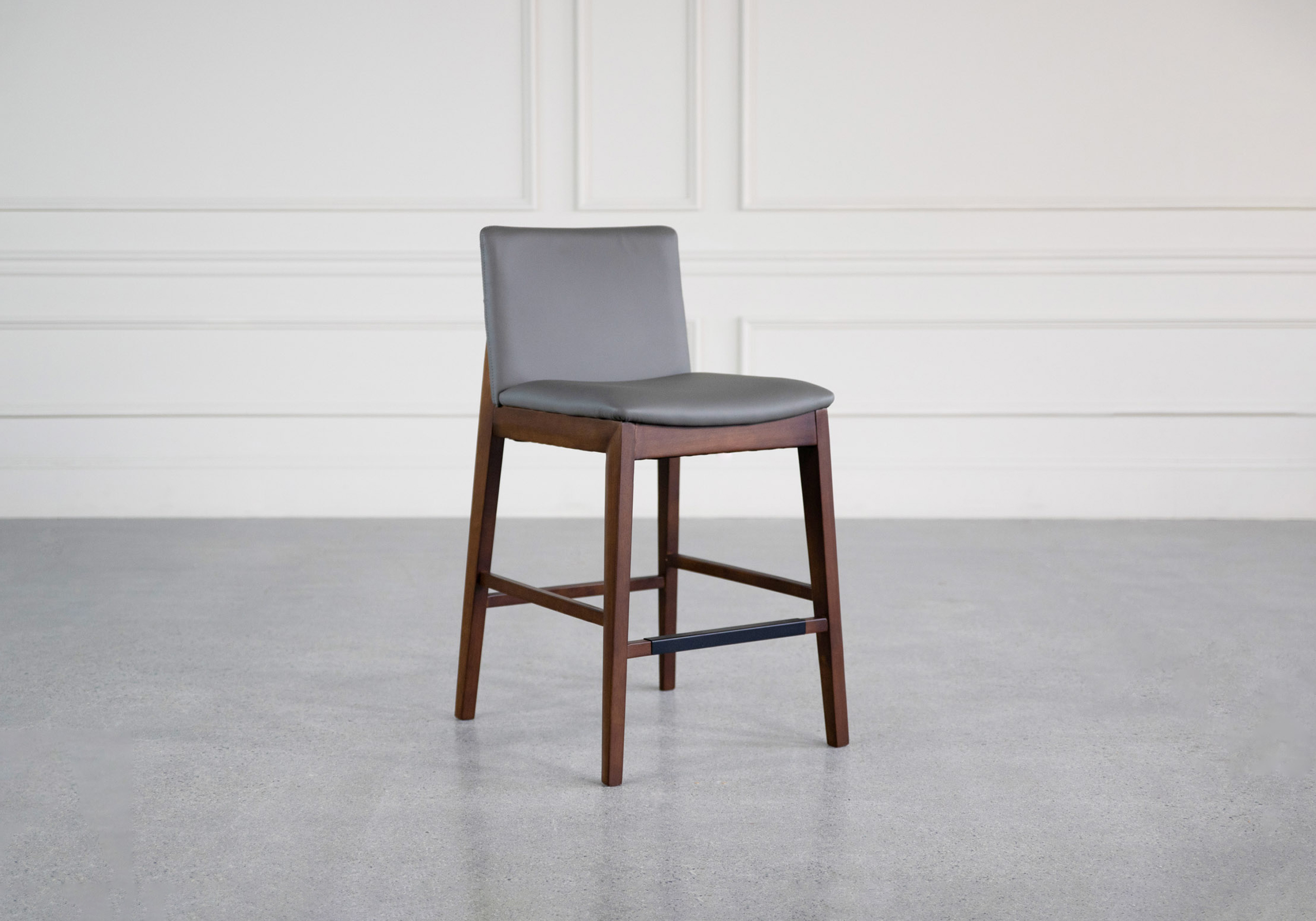 arco stool angle