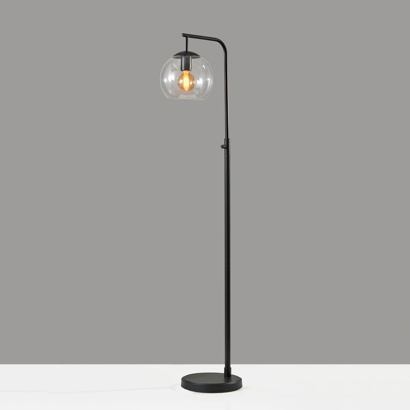 Globe Floor Lamp in Black | ScanDesigns Furniture