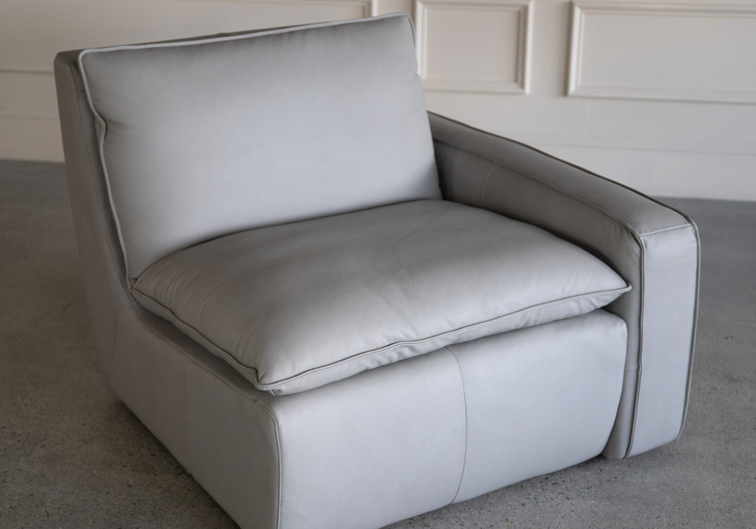Asher Sectional Light Grey SL