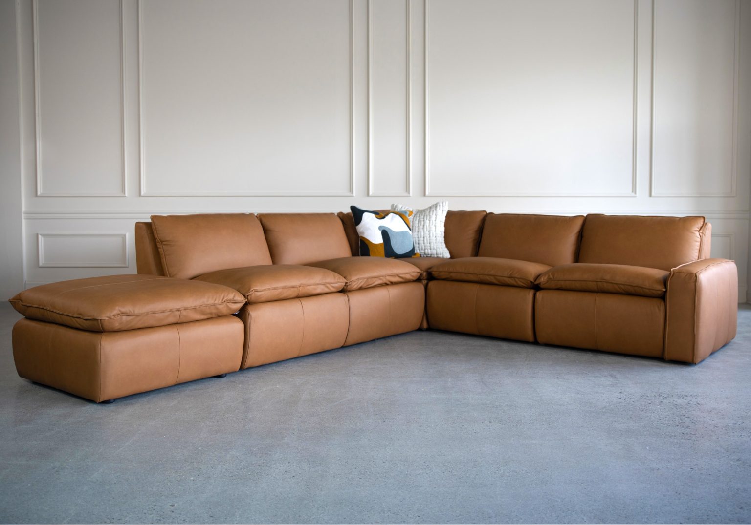 V Asher Sectional Antelope Angle Web