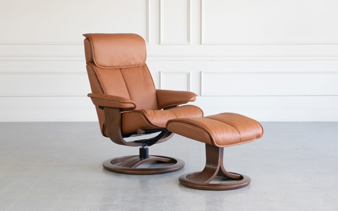 Captain Leather Recliner with Ottoman