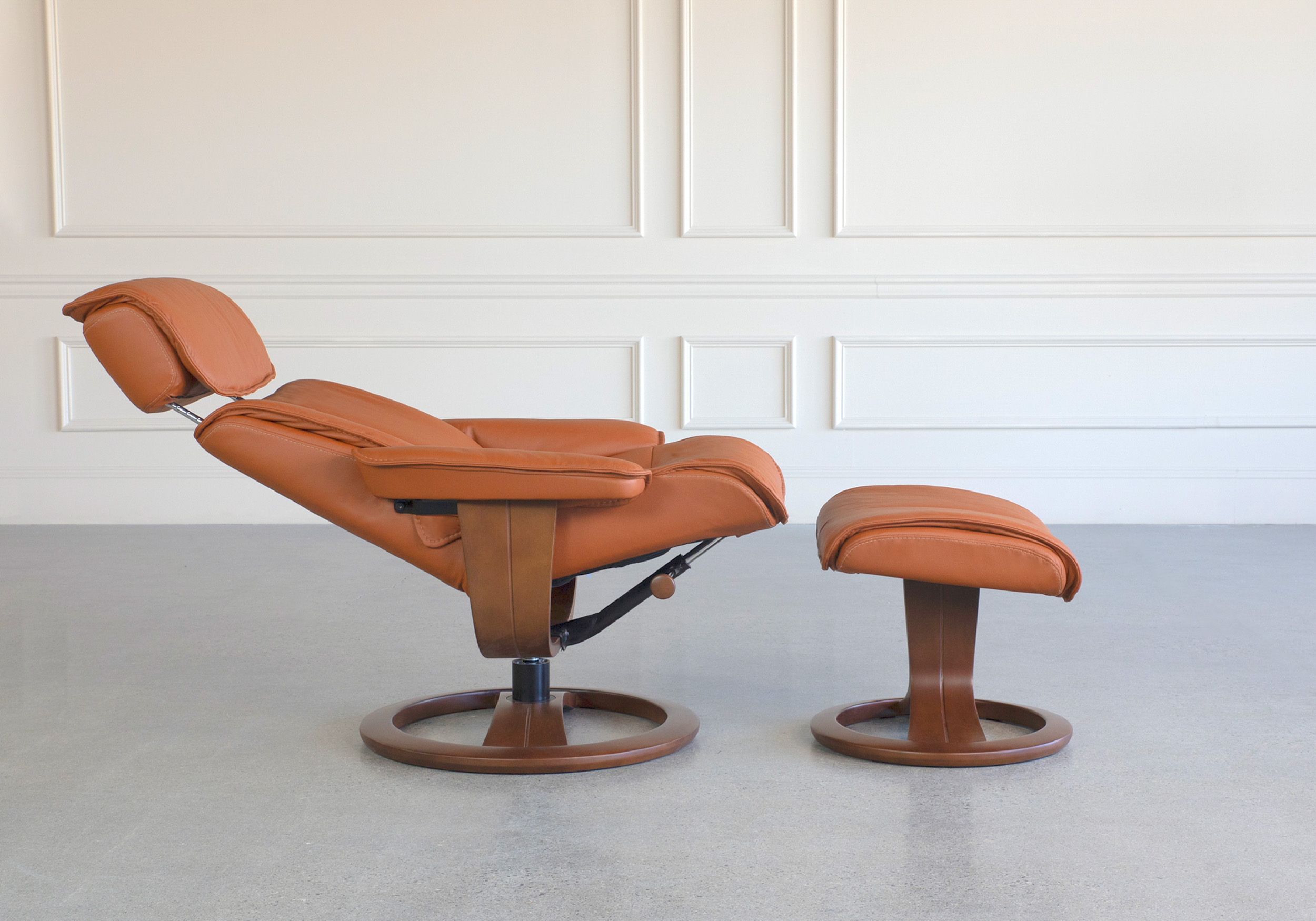 captain cognac leather recliner side captain cognac leather recliner side