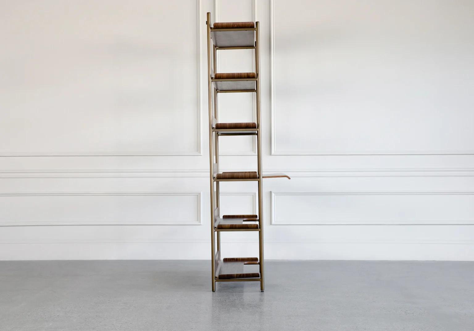 Friyay Bookcase Side