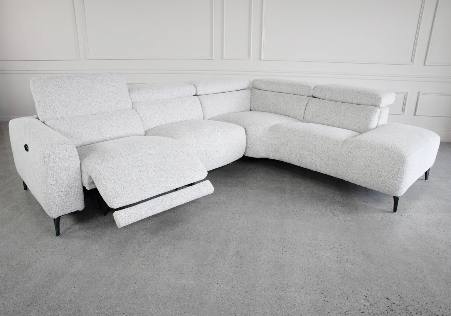 Carla Mil Oyster Fabric Sectional Closeup