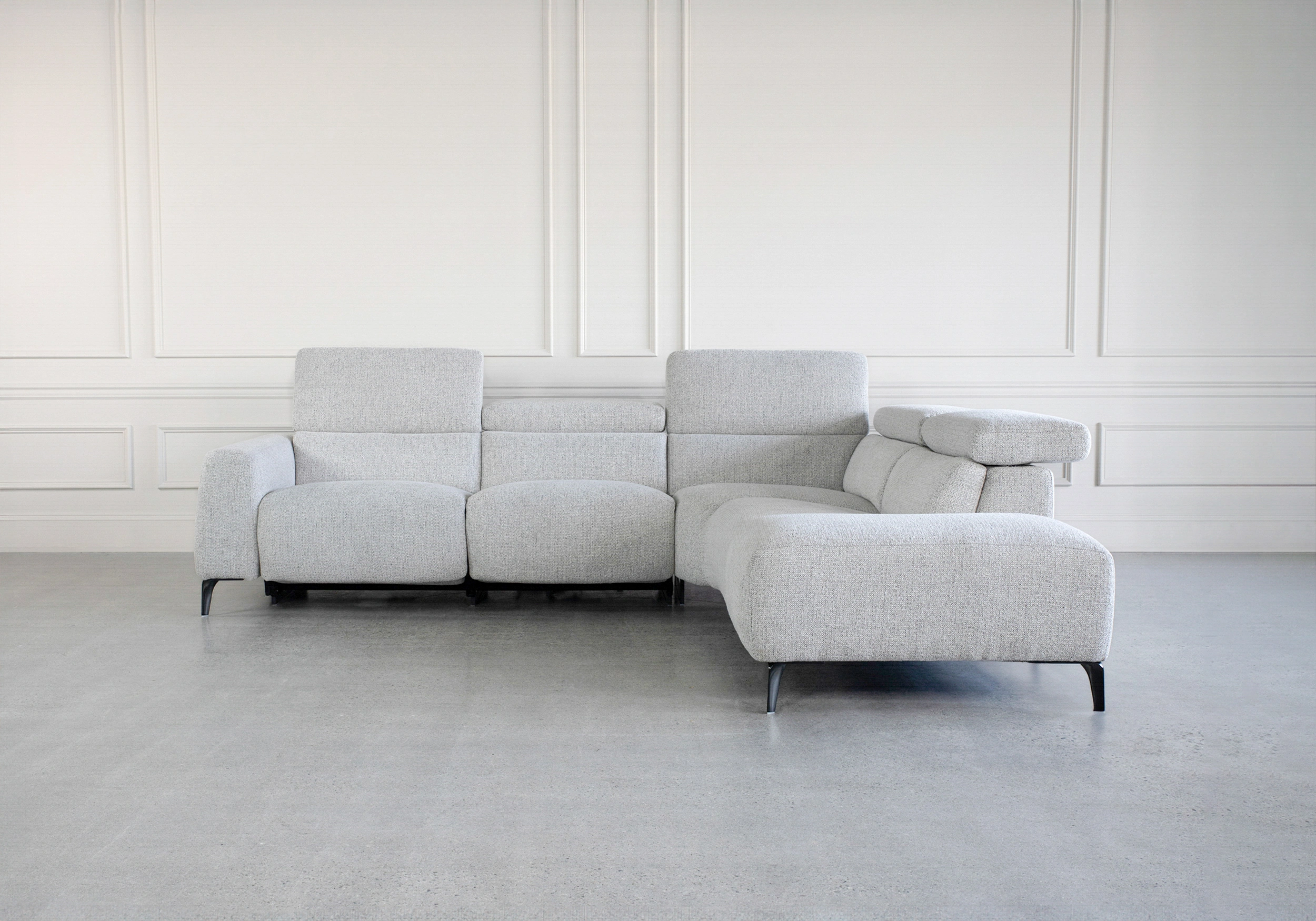 Carla Mil Oyster Fabric Sectional Front