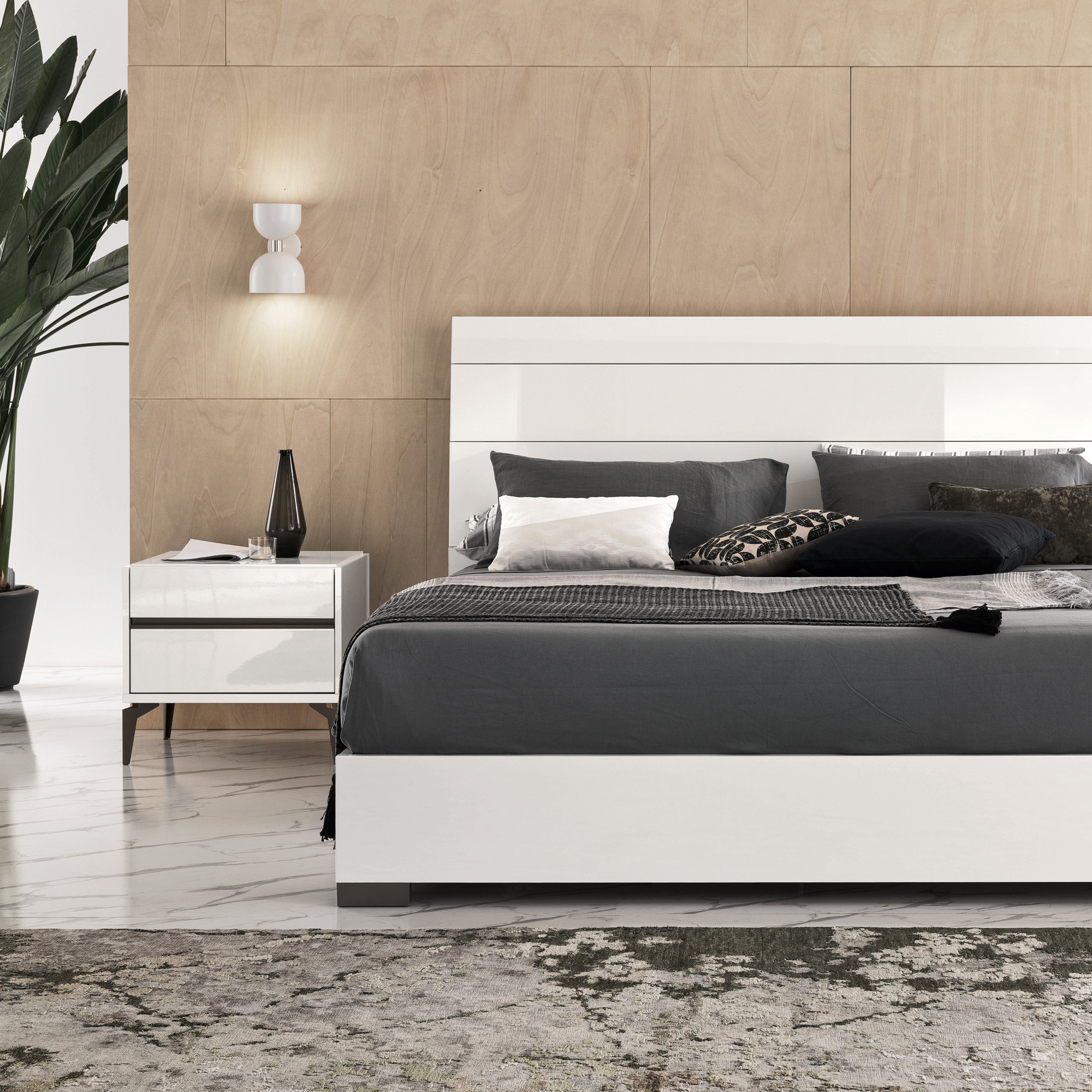 Costa Bed Front Detail Costa Bed Front Detail