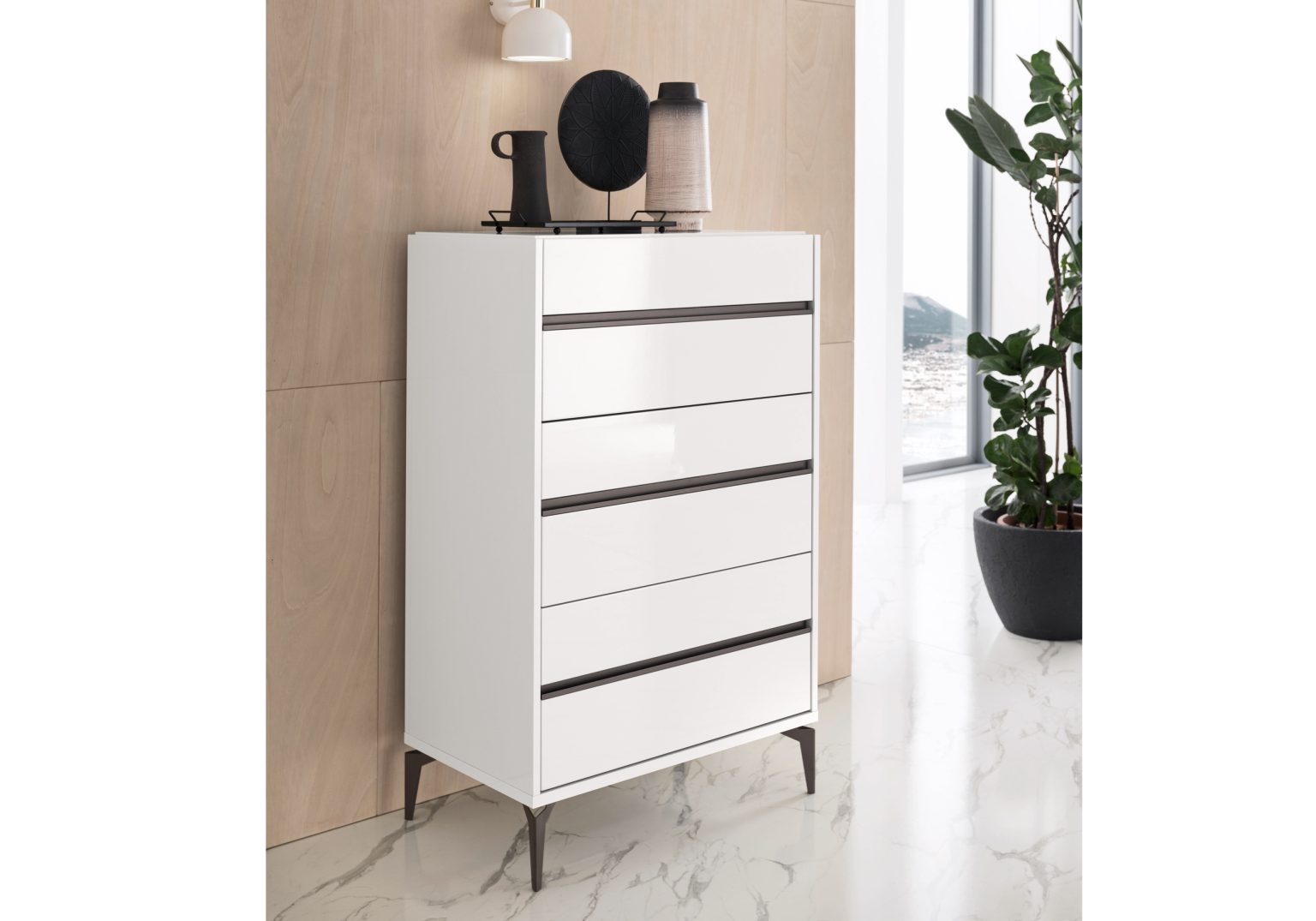 Costa Chest Style
