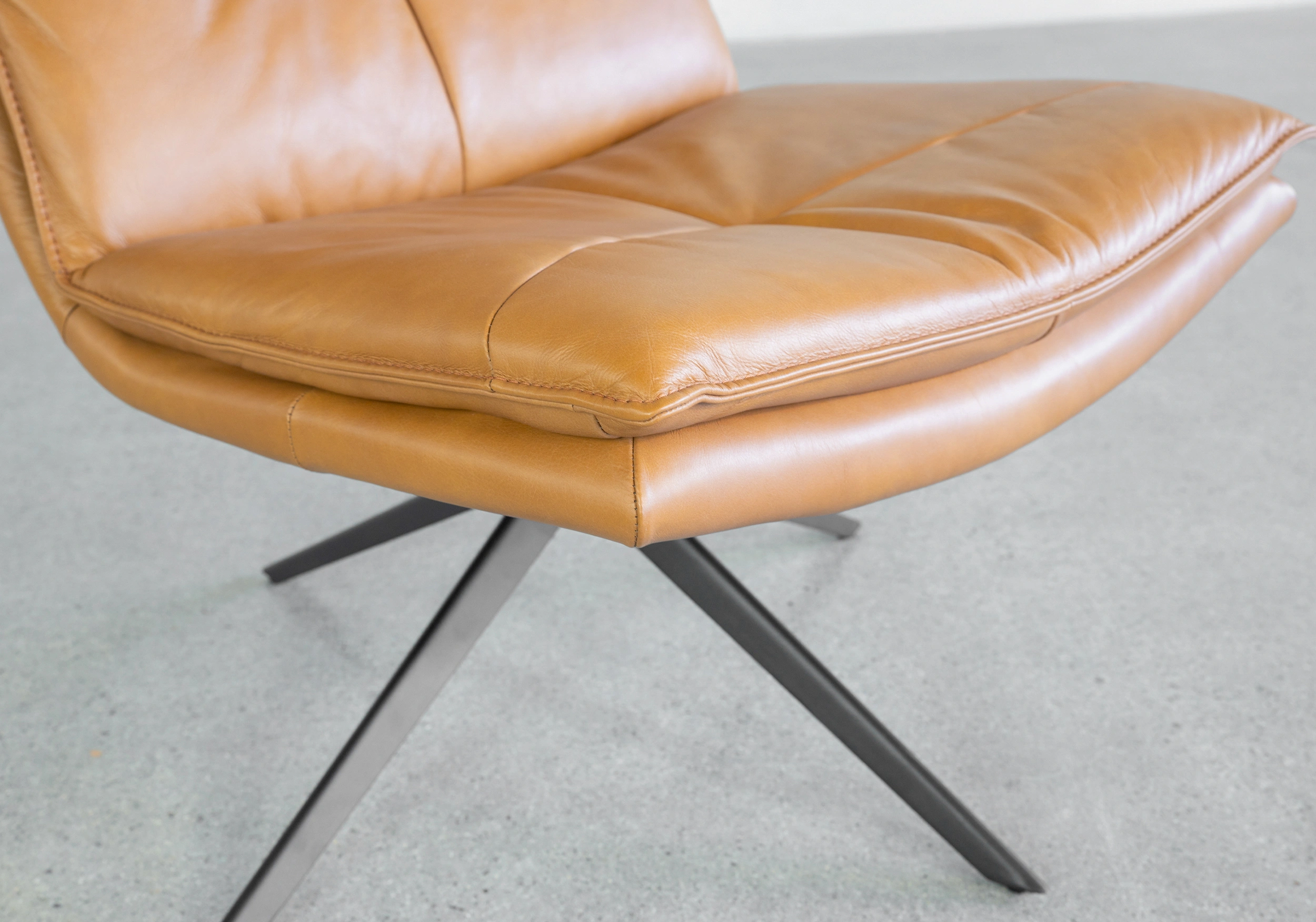 Aubrey Camel J664 Leather Accent Chair Details Aubrey Camel J664 Leather Accent Chair Details
