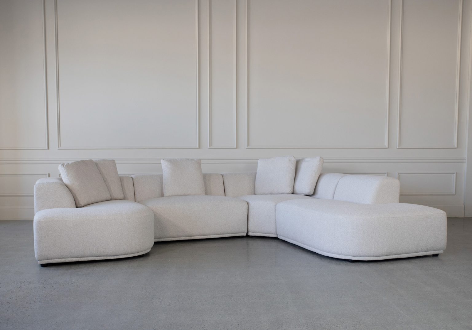 Hannah Sectional Beige10 Angle2 SR
