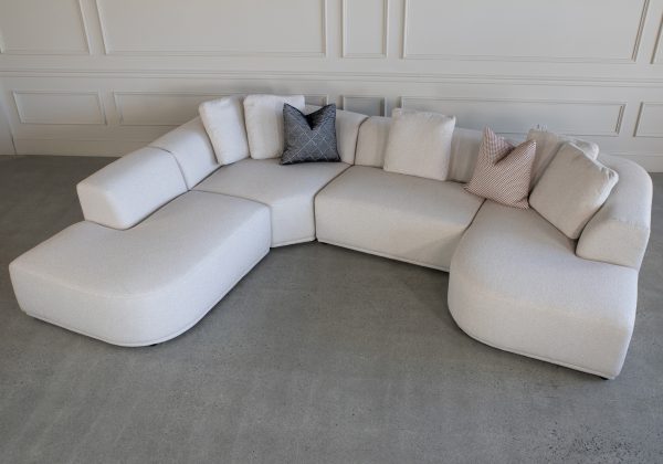 Hannah-Sectional-Beige10-Top-Perspective-SR-Close