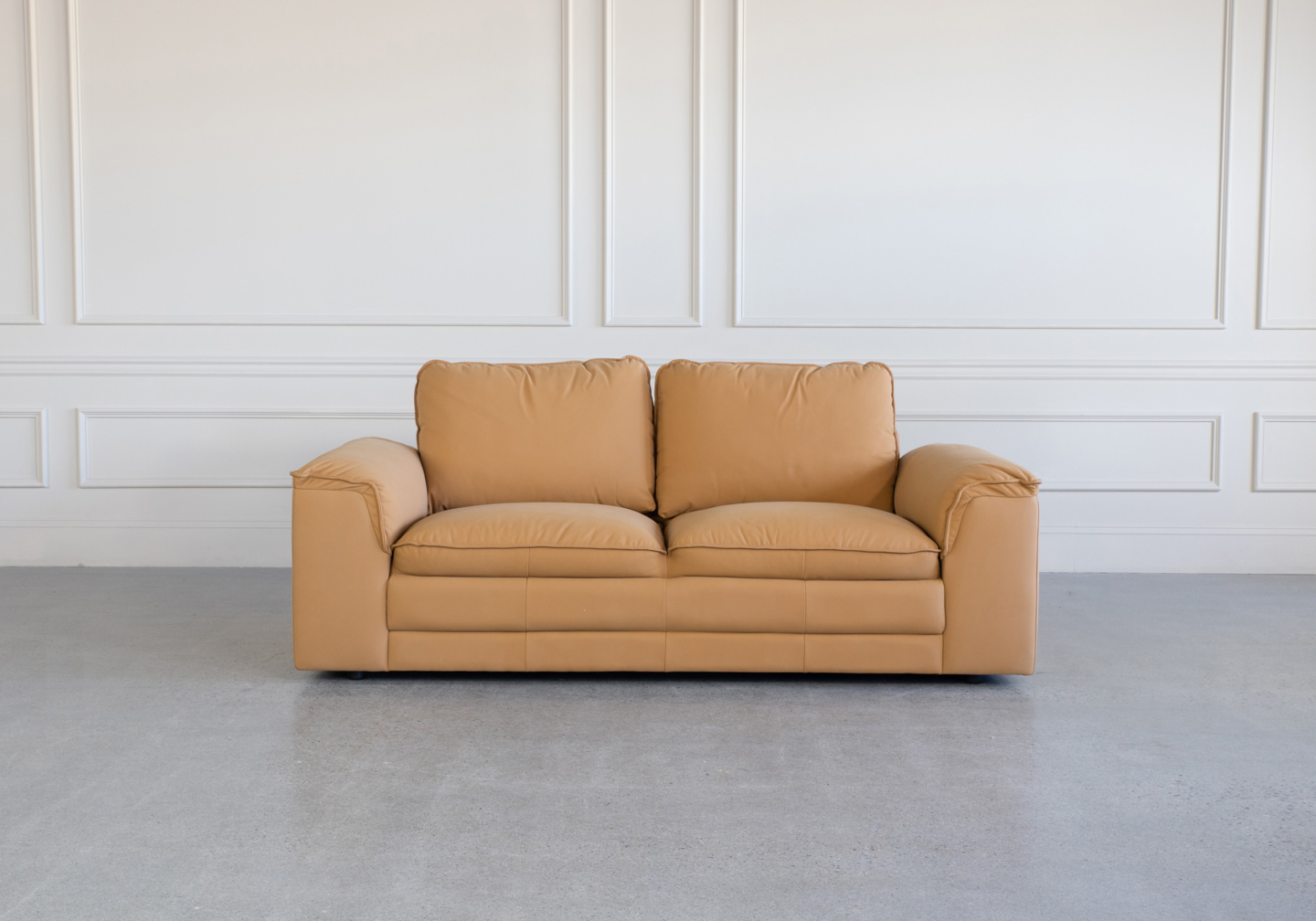 Nicole Loveseat Peru Front