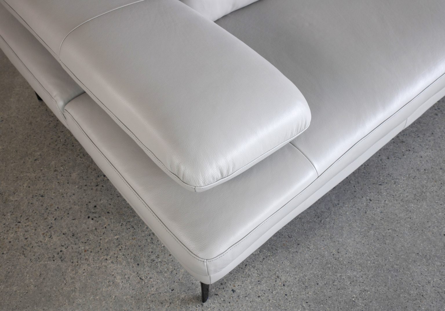 Allegra Silver L92 Leather Large Sofa Details