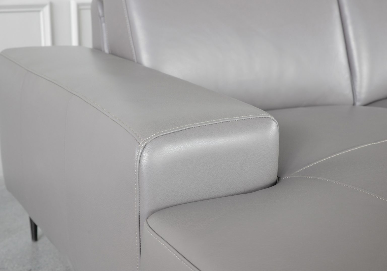 Sergio Brown L83 Leather SL Sectional Sofa Arms