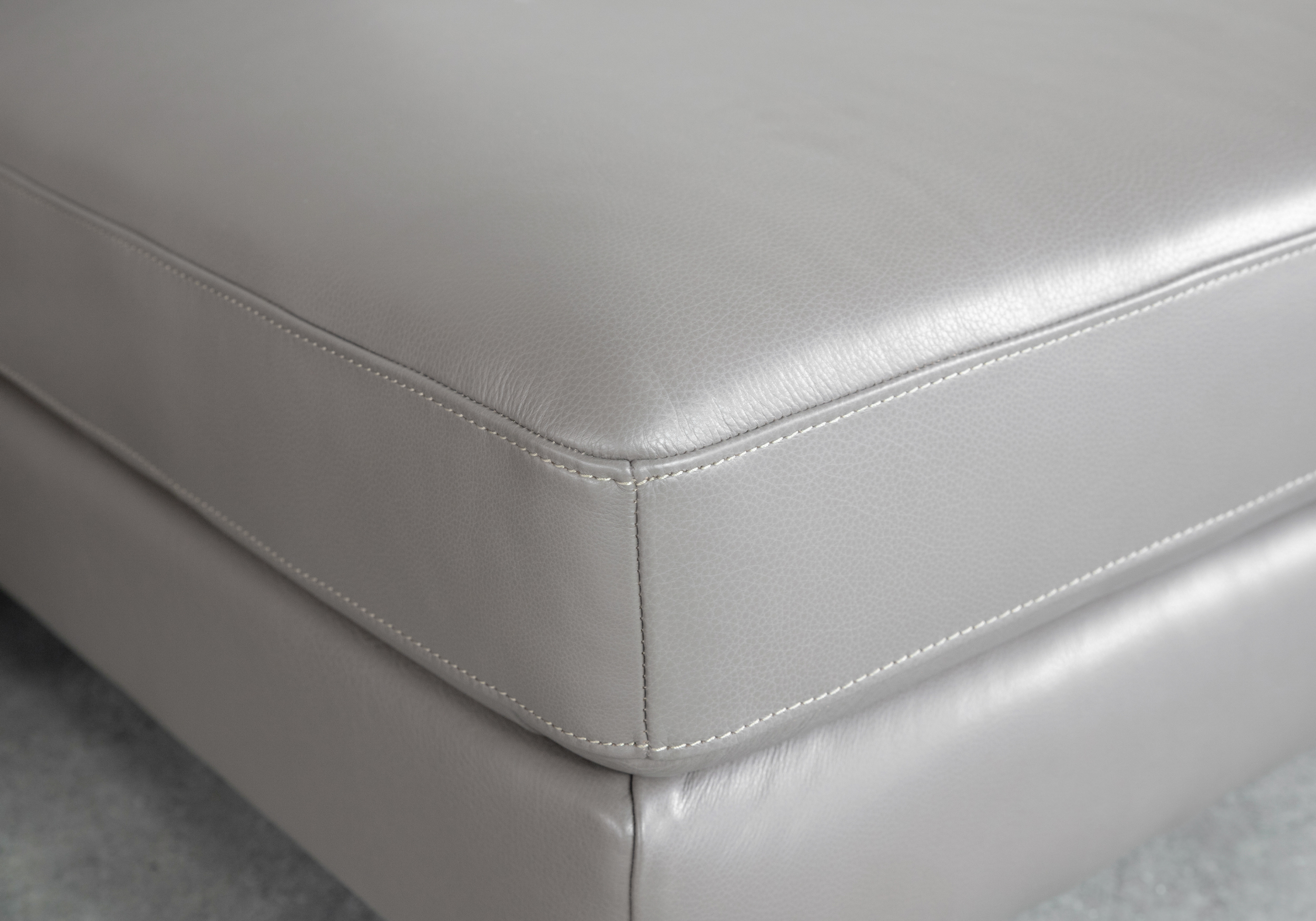 Sergio Brown L83 Leather SR Sectional Sofa Details