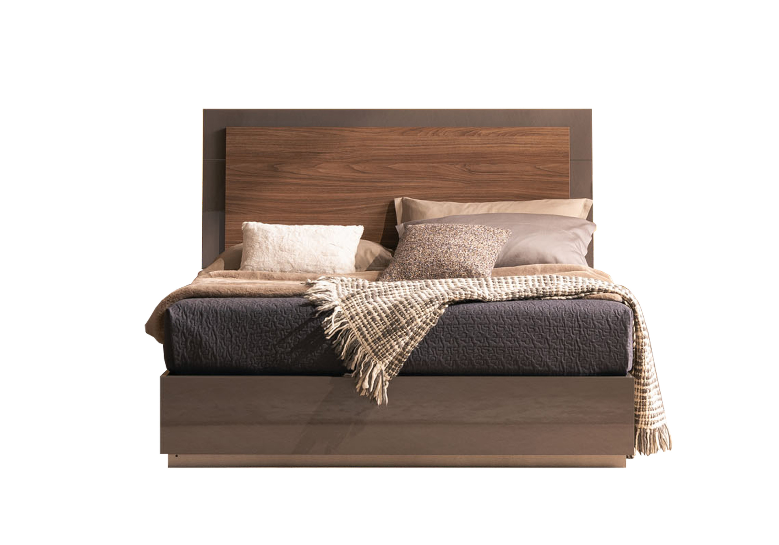 Fifth Avenue Bed Cutout Front