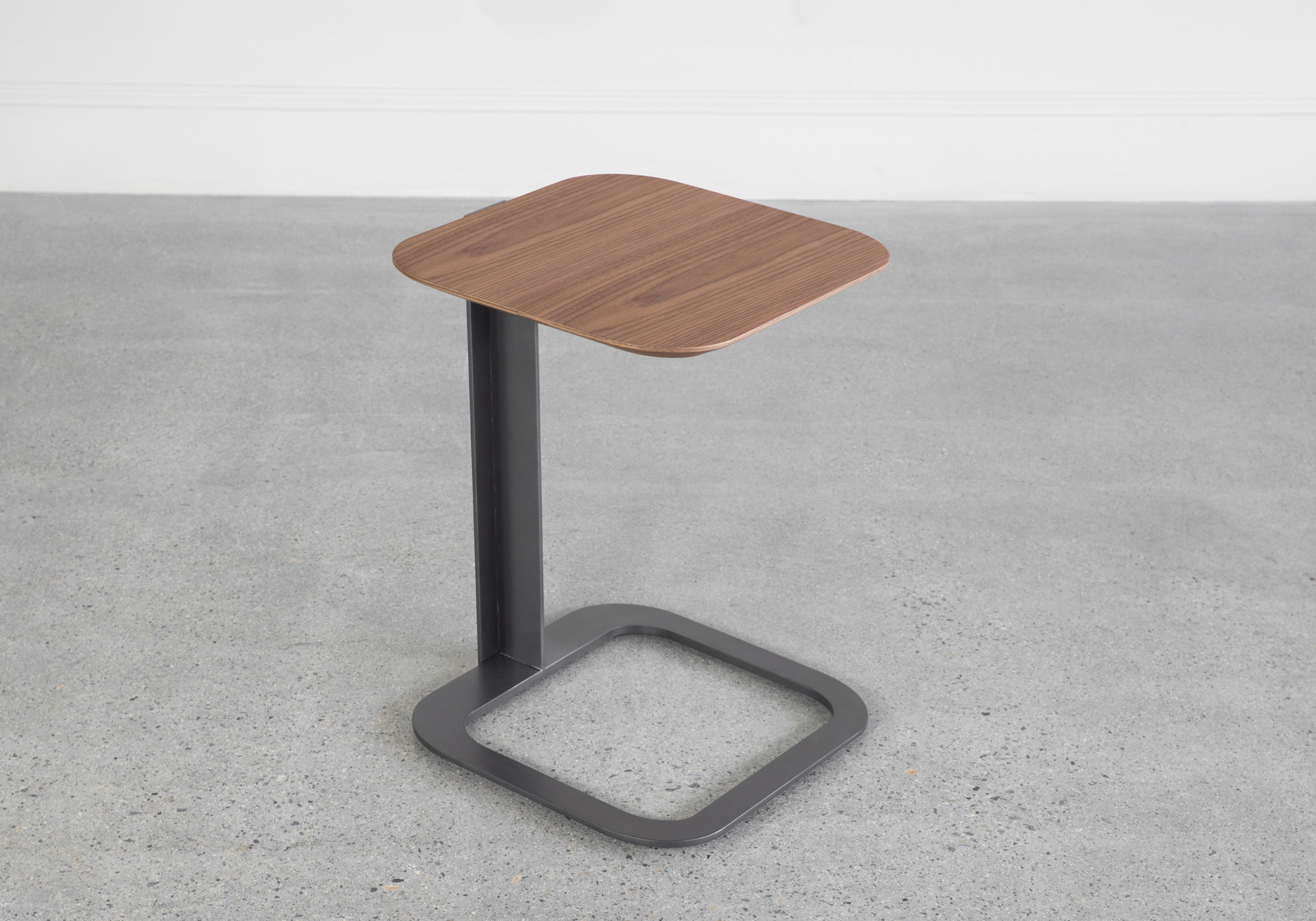 Miles C.Wal BC37 End Table Miles C.Wal BC37 End Table