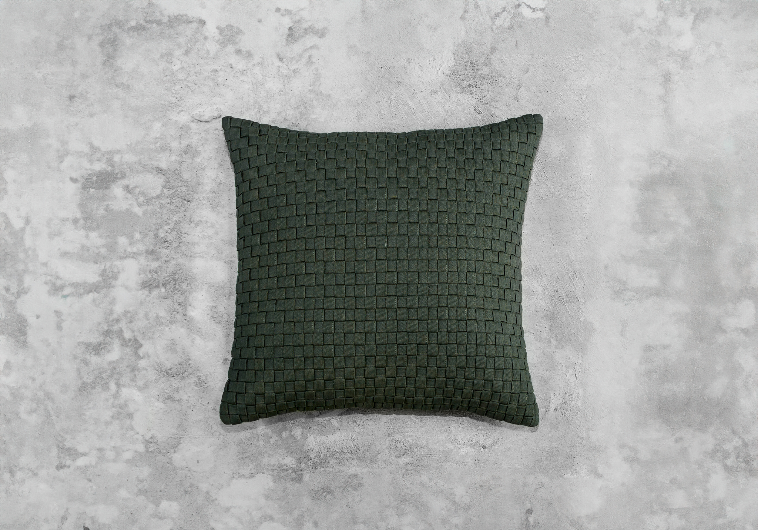 Saudik Olive 20x20 Top