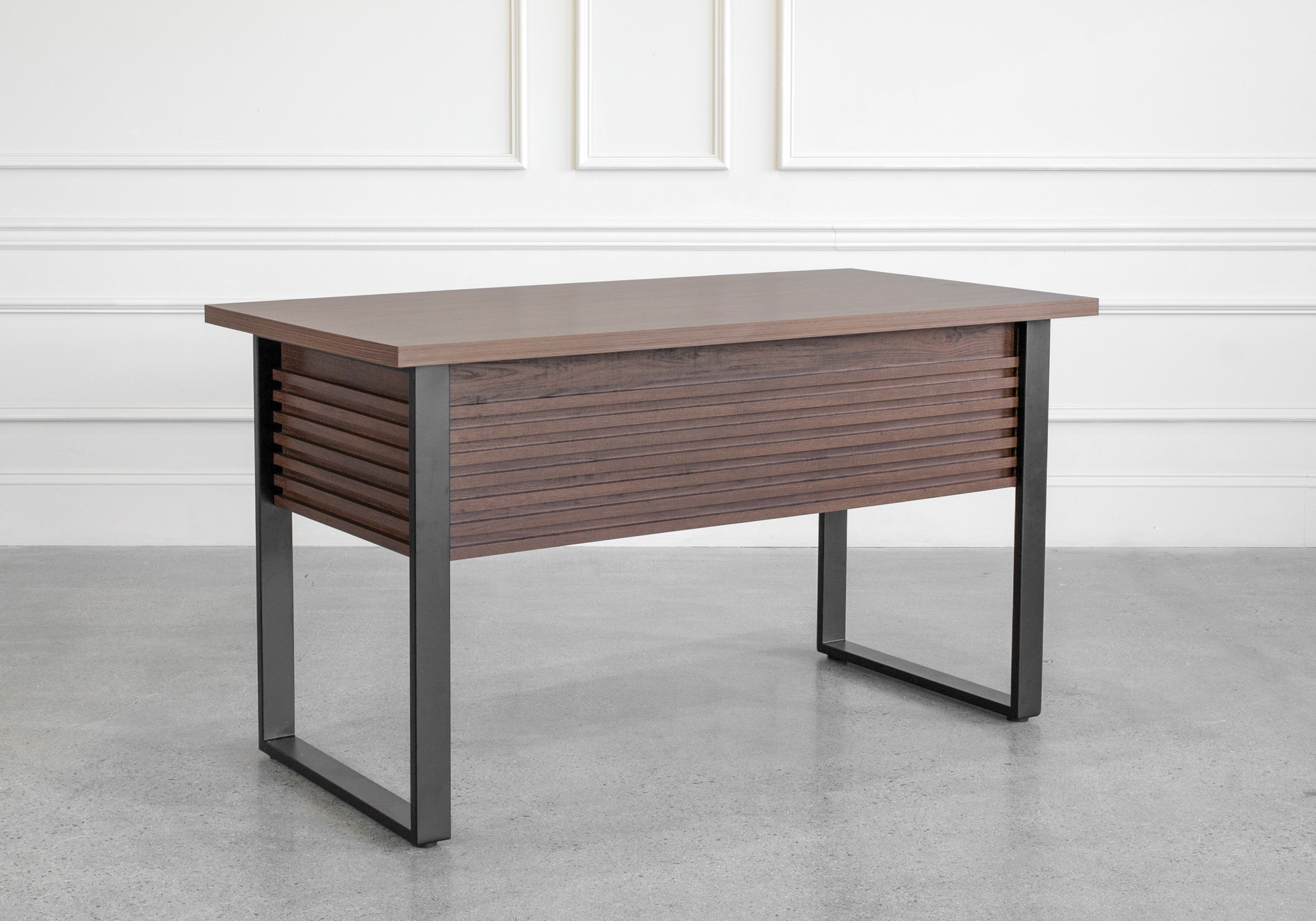Bisana Desk Angle