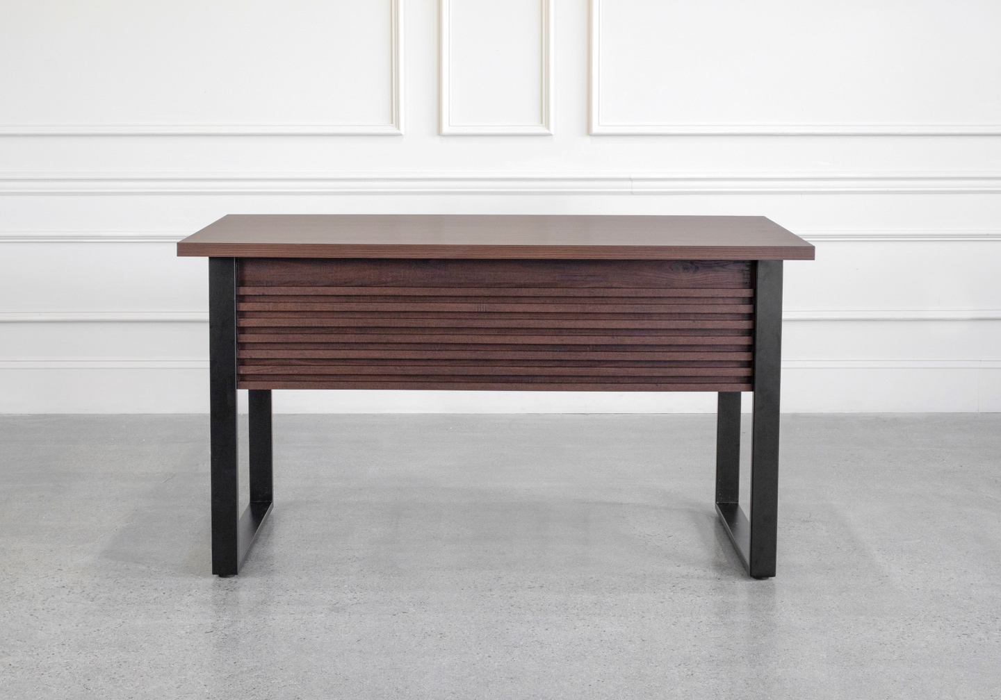 Bisana Desk Front