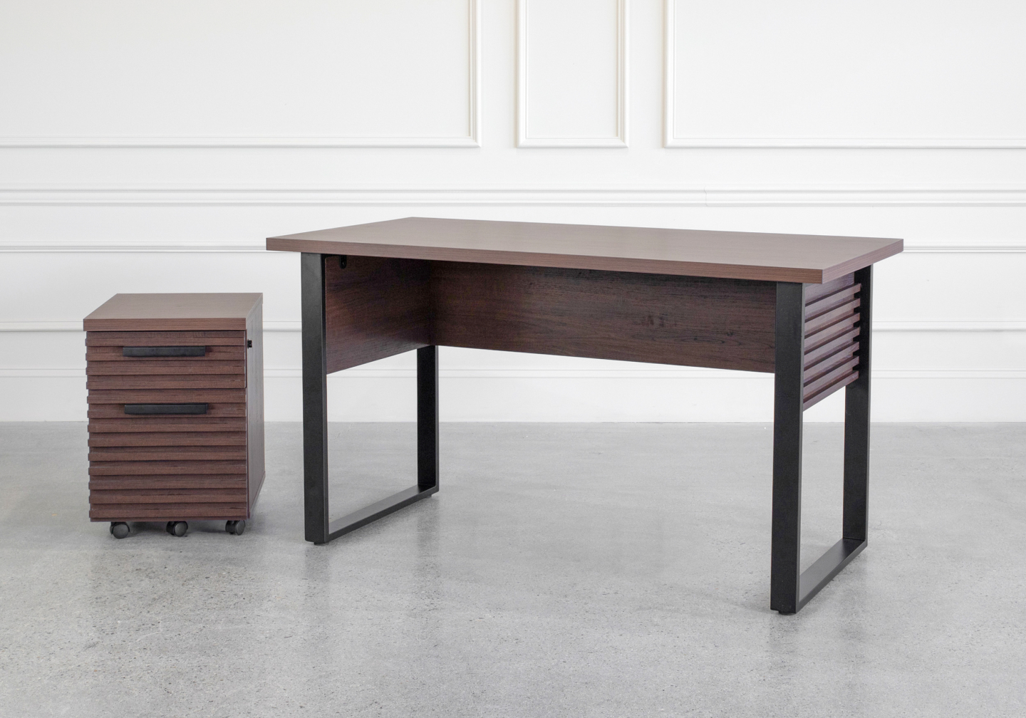 Bisana Desk Inside Pedestal