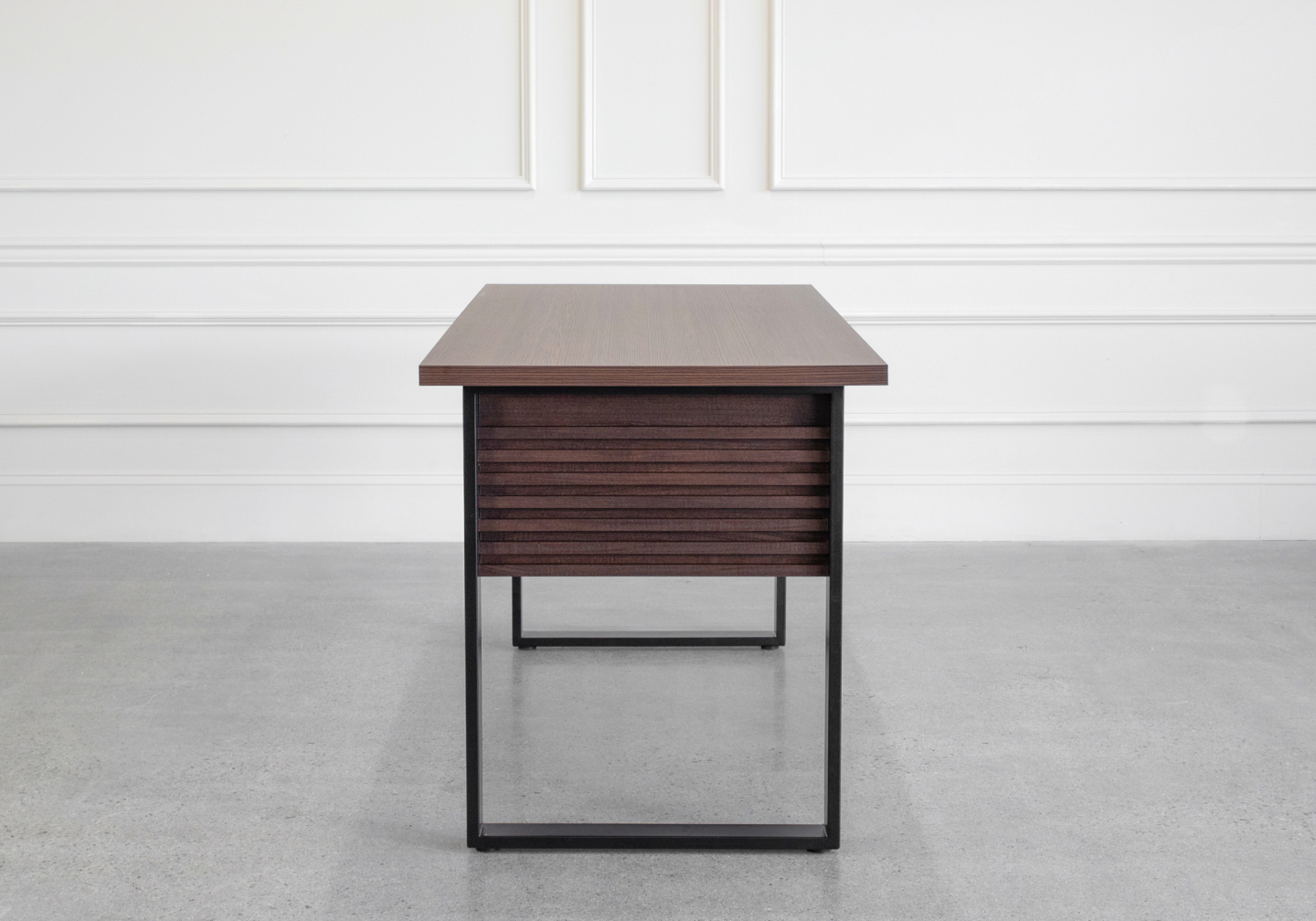 Bisana Desk Side