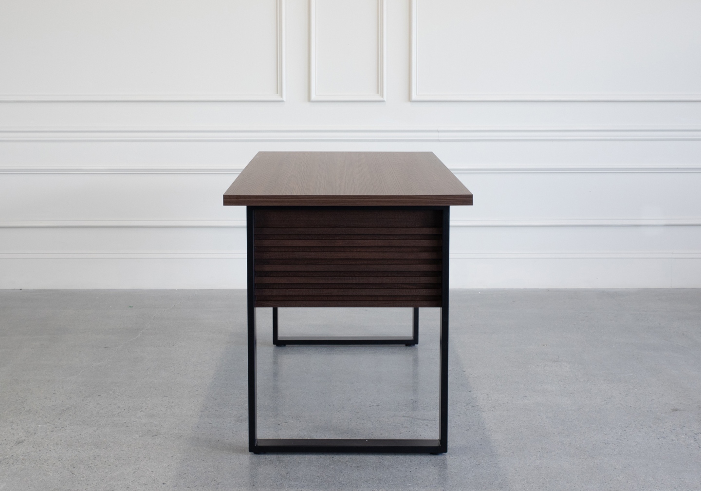 Bisana Desk Side