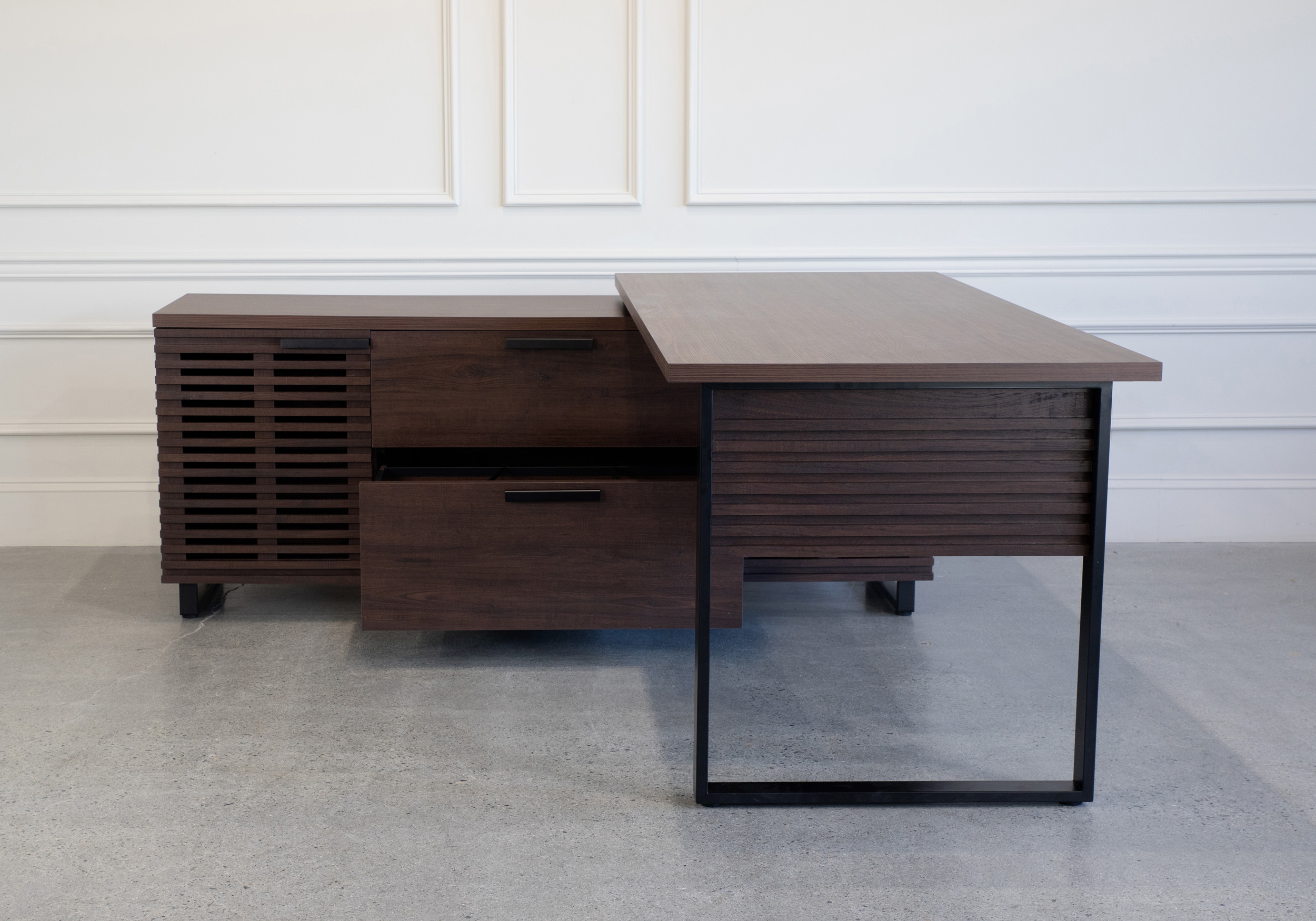 Bisana Executive Desk Drawer Open Front