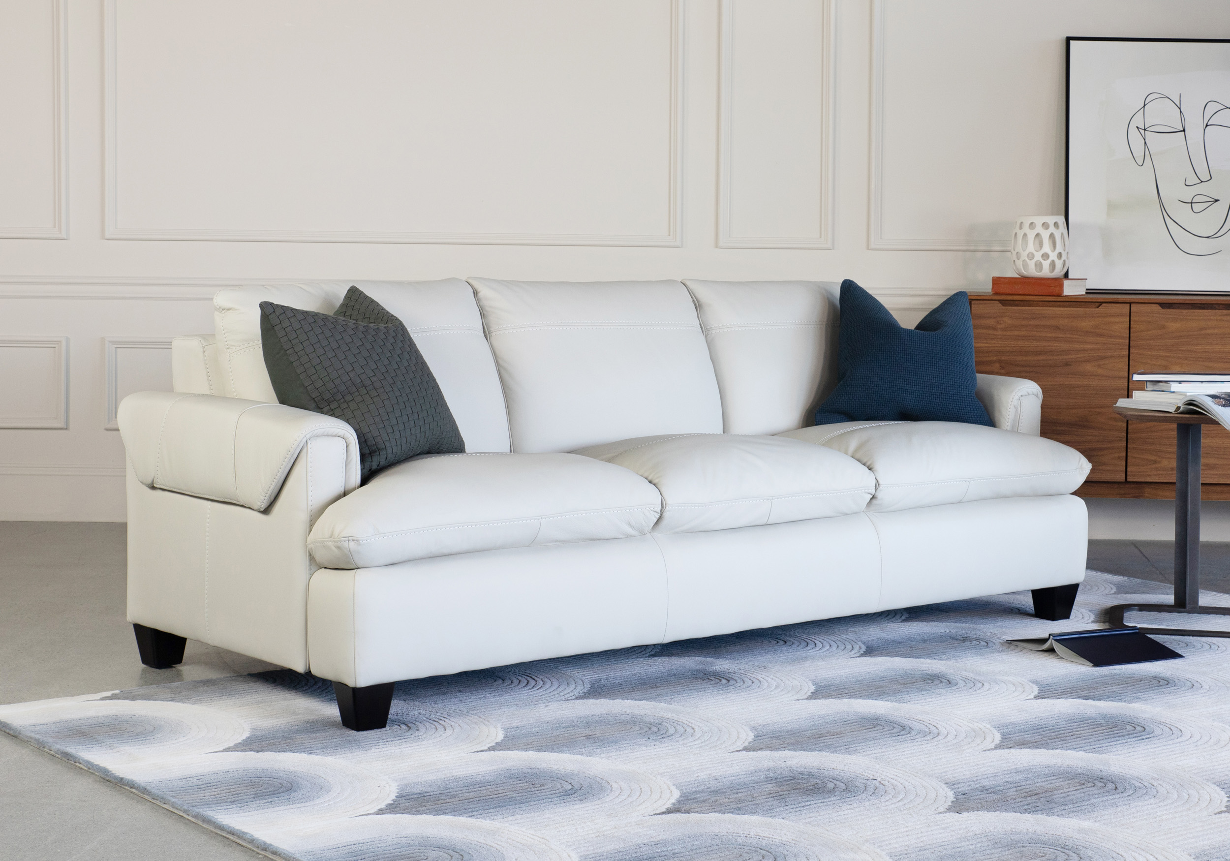 Damon Sofa Style