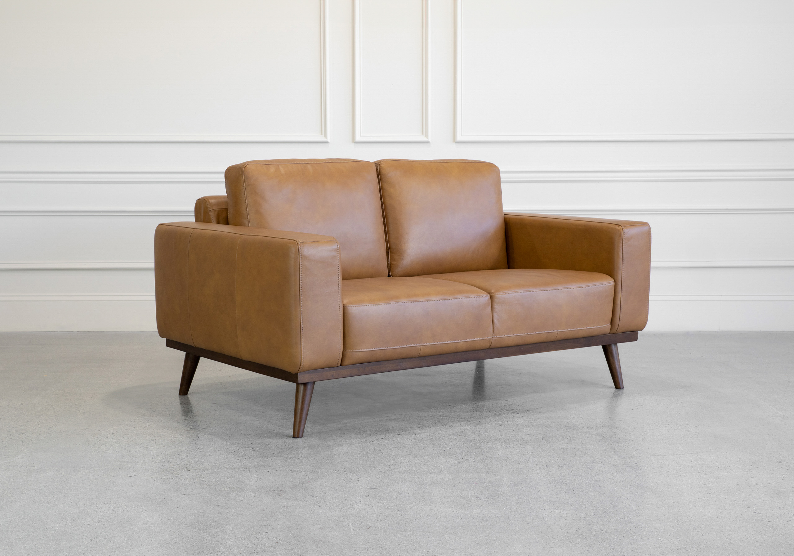 Renio Vintage Tan Leather Loveseat - Angle