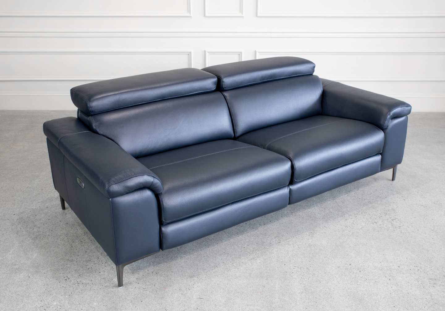 Stockholm Power Midnight Leather Sofa