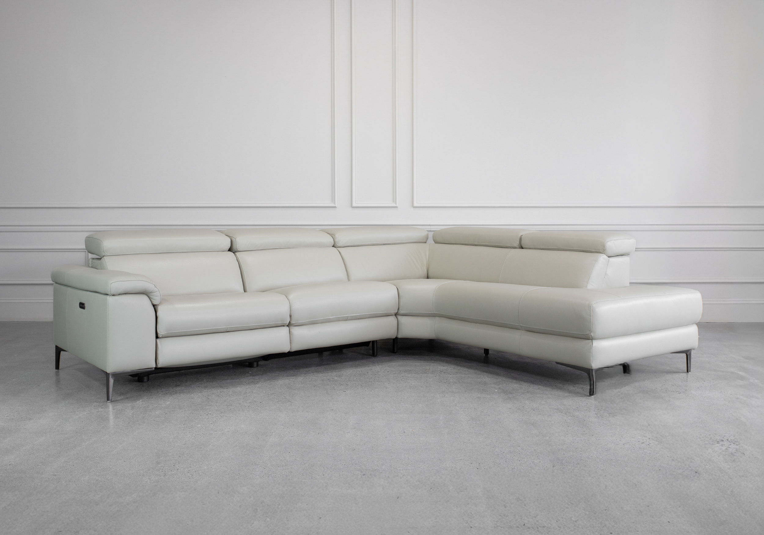 Stockholm RF L. Grey M1205 Leather Sectional - Angle