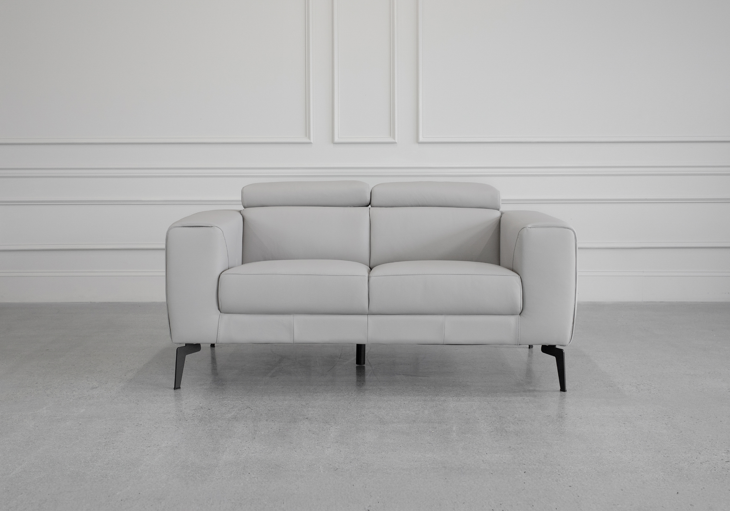 Celine L.Grey (L20) Leather Loveseat Front