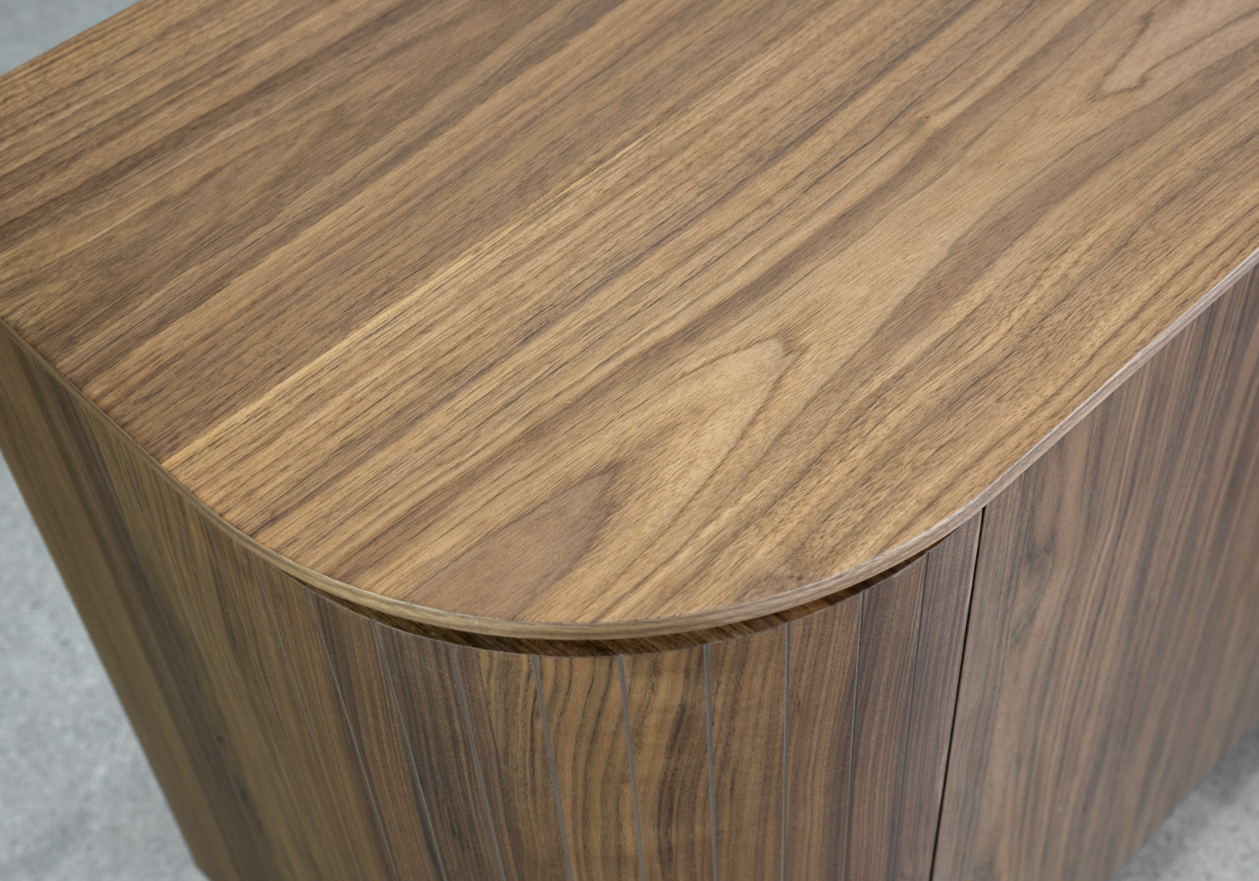 Aire Buffet - Close Up