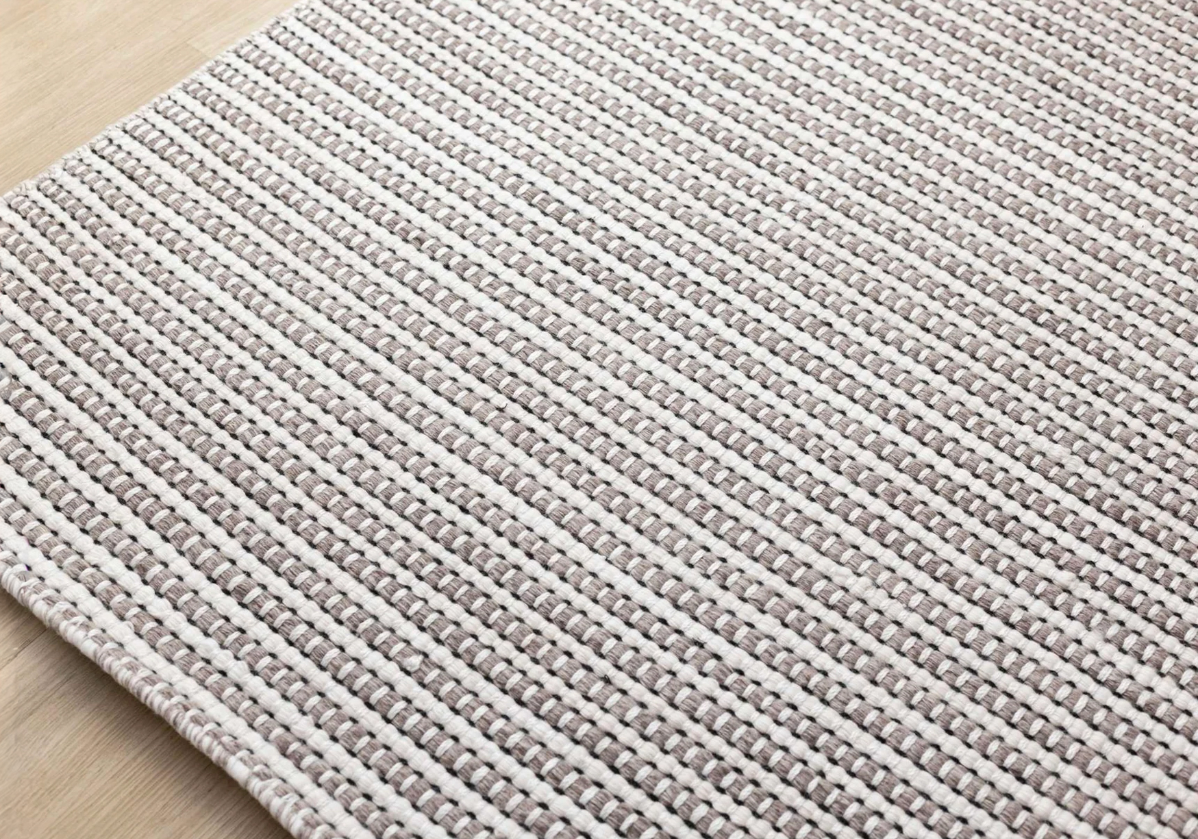 Aspen 7234 - Pattern Angle Detail