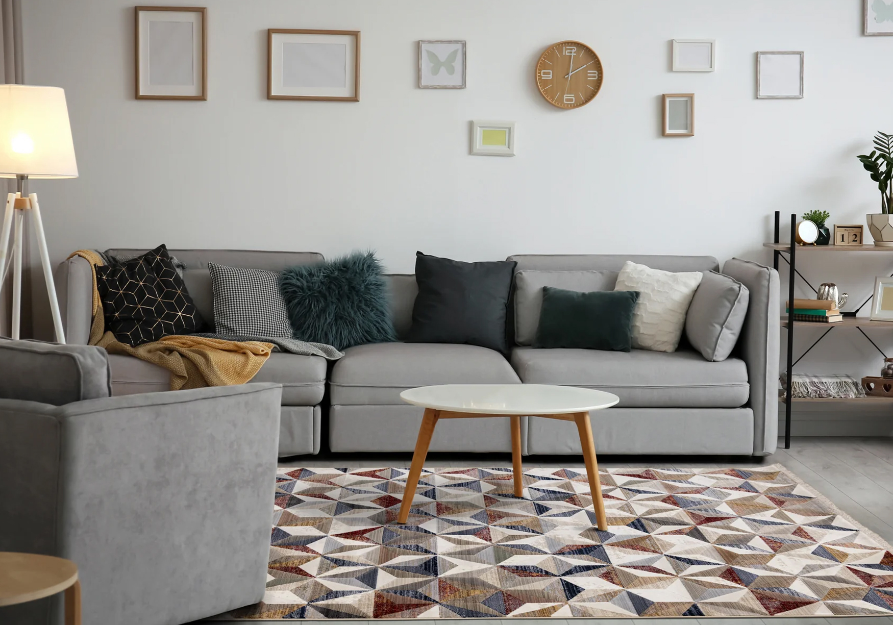 Samira F044 Rug in Modern Living Room Samira F044 Rug in Modern Living Room