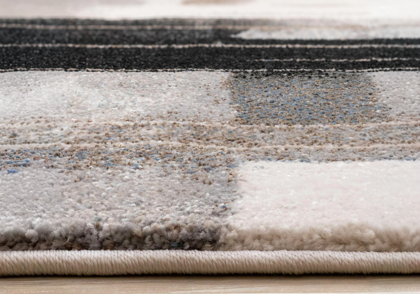 Shade Rug - Pile Detail