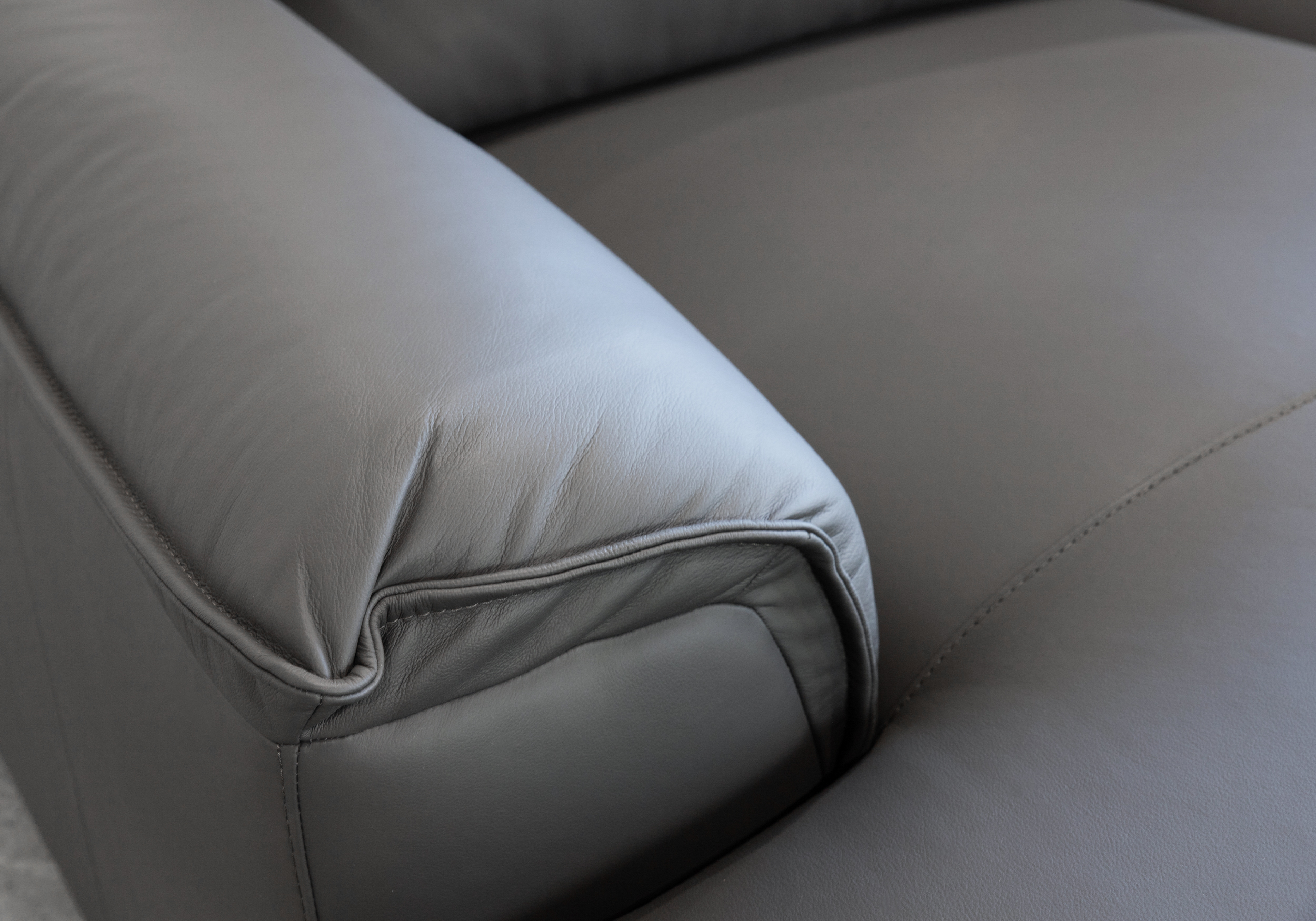 Nicole Sectional in Charcoal - Close Up