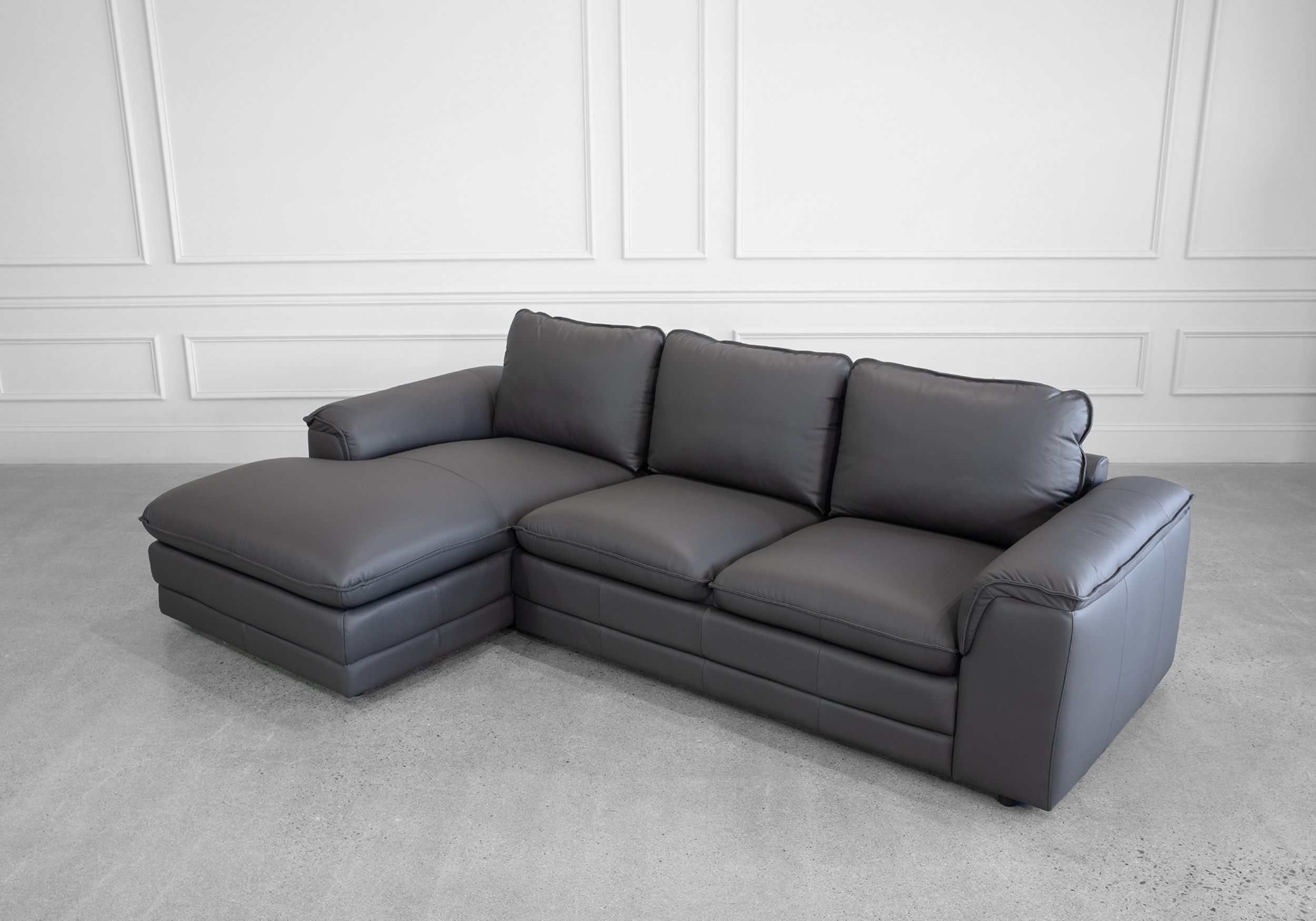 Nicole Sectional in Charcoal