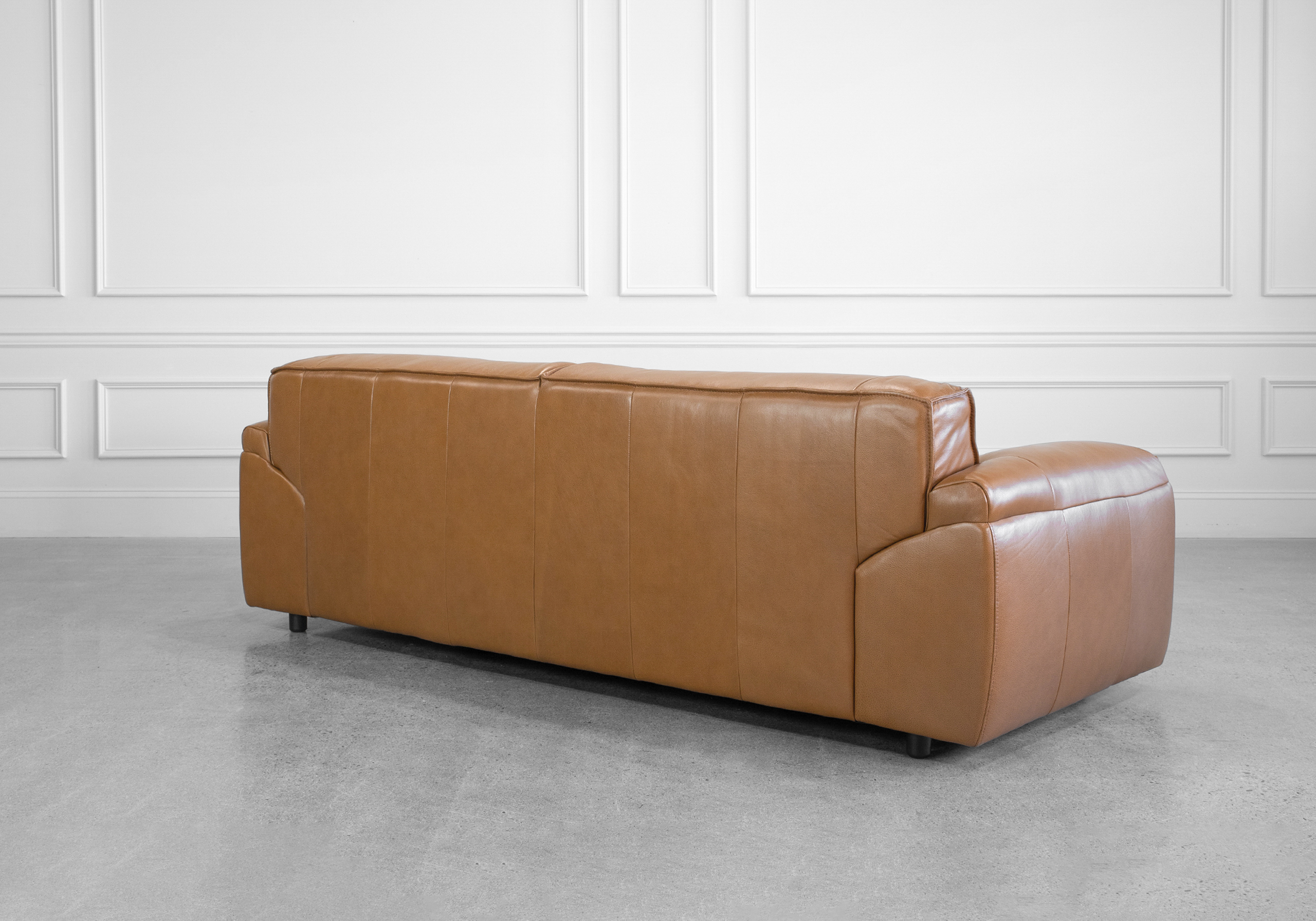 Seville Leather Sofa in Tek - Back
