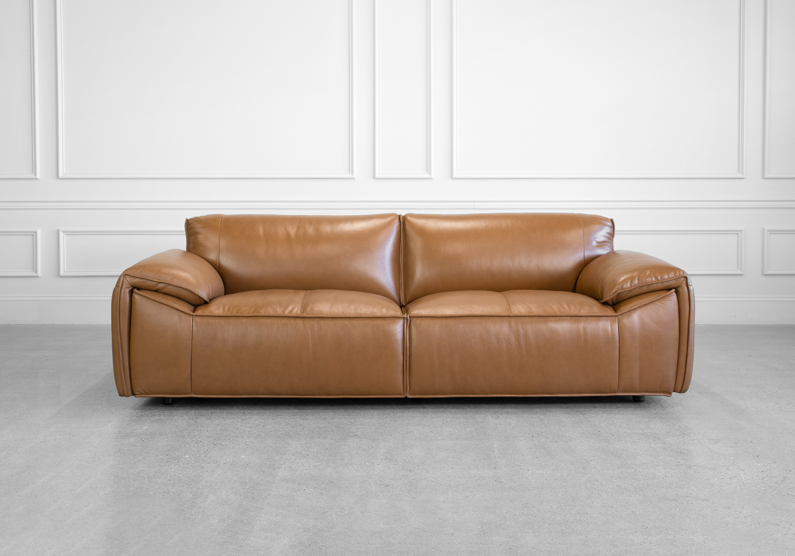 Seville Leather Sofa in Tek - Front