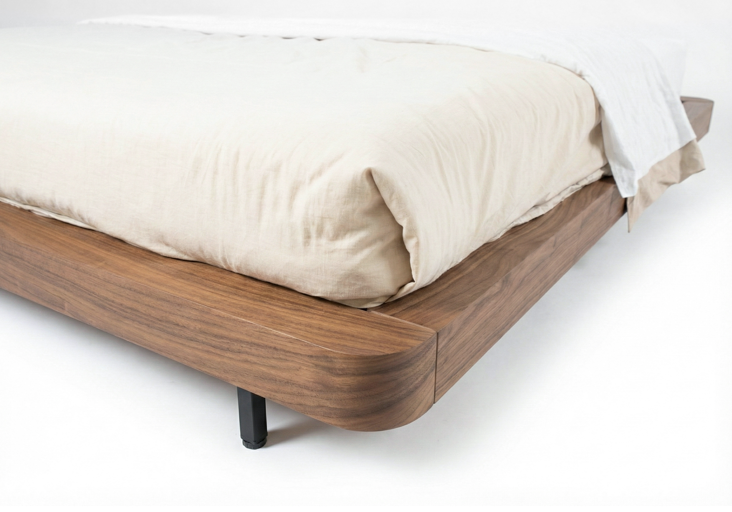 Board Bed - Close Up