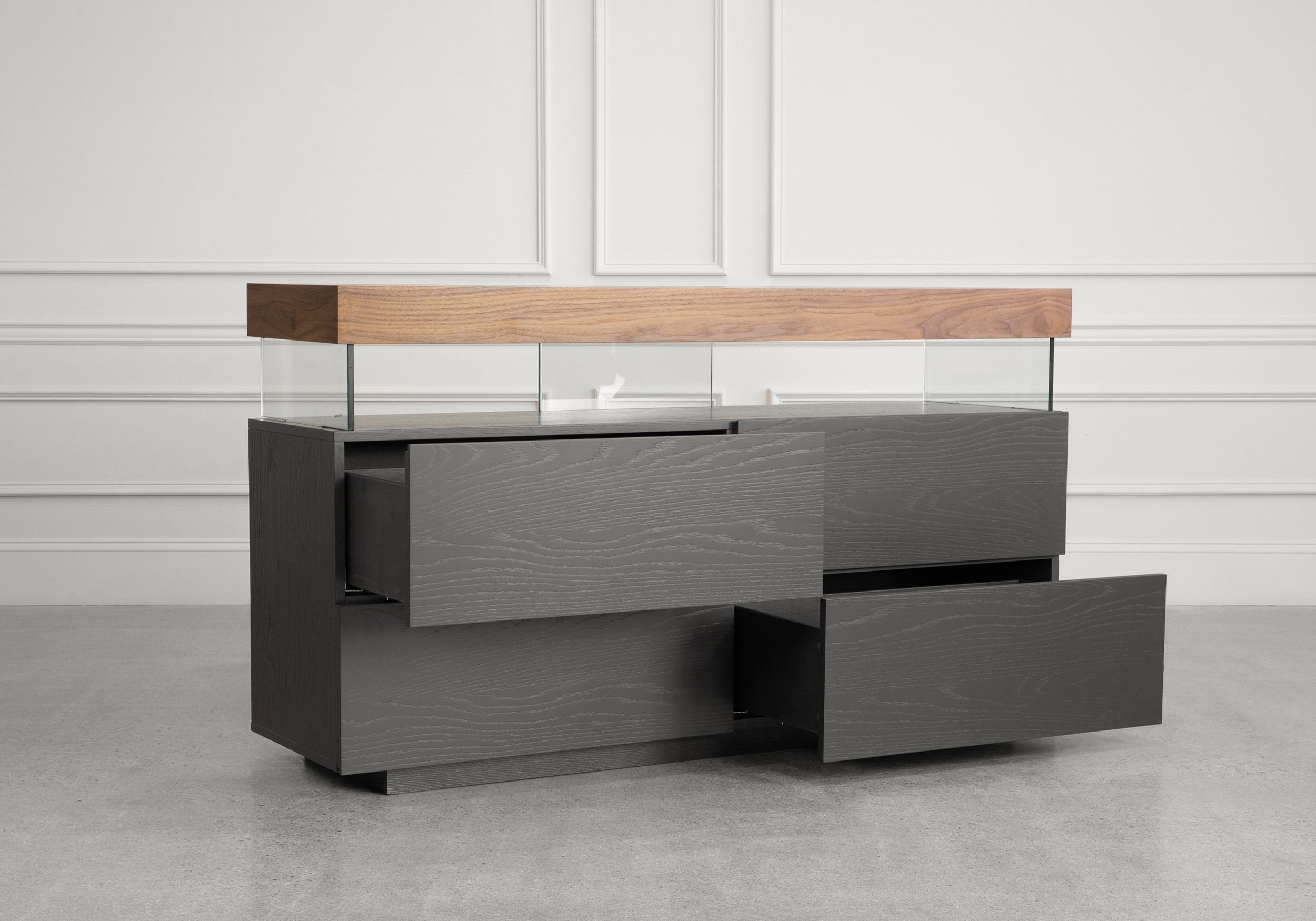 Glassic Dresser - Angle