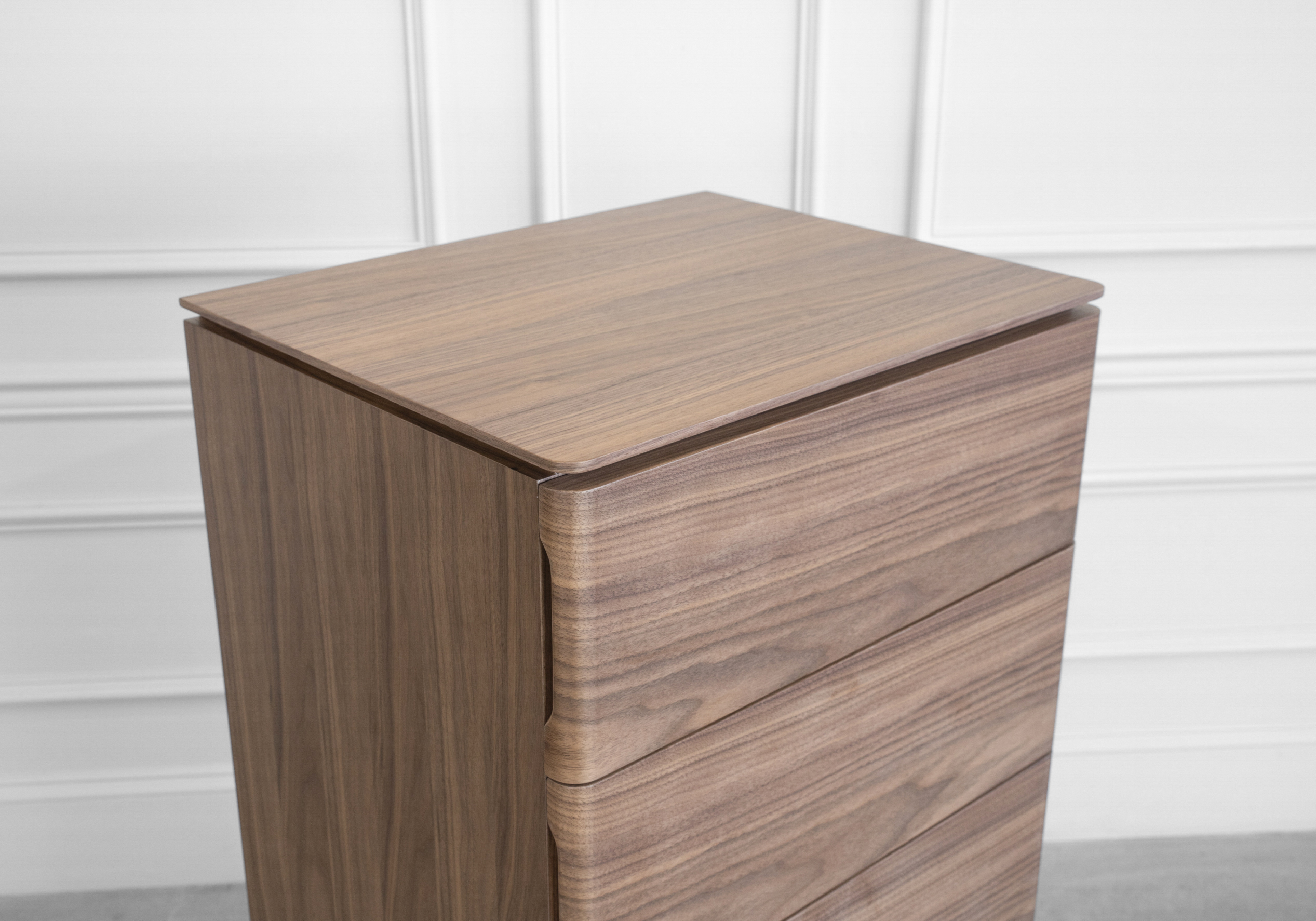Nice Walnut Wood Tallboy - Close Up