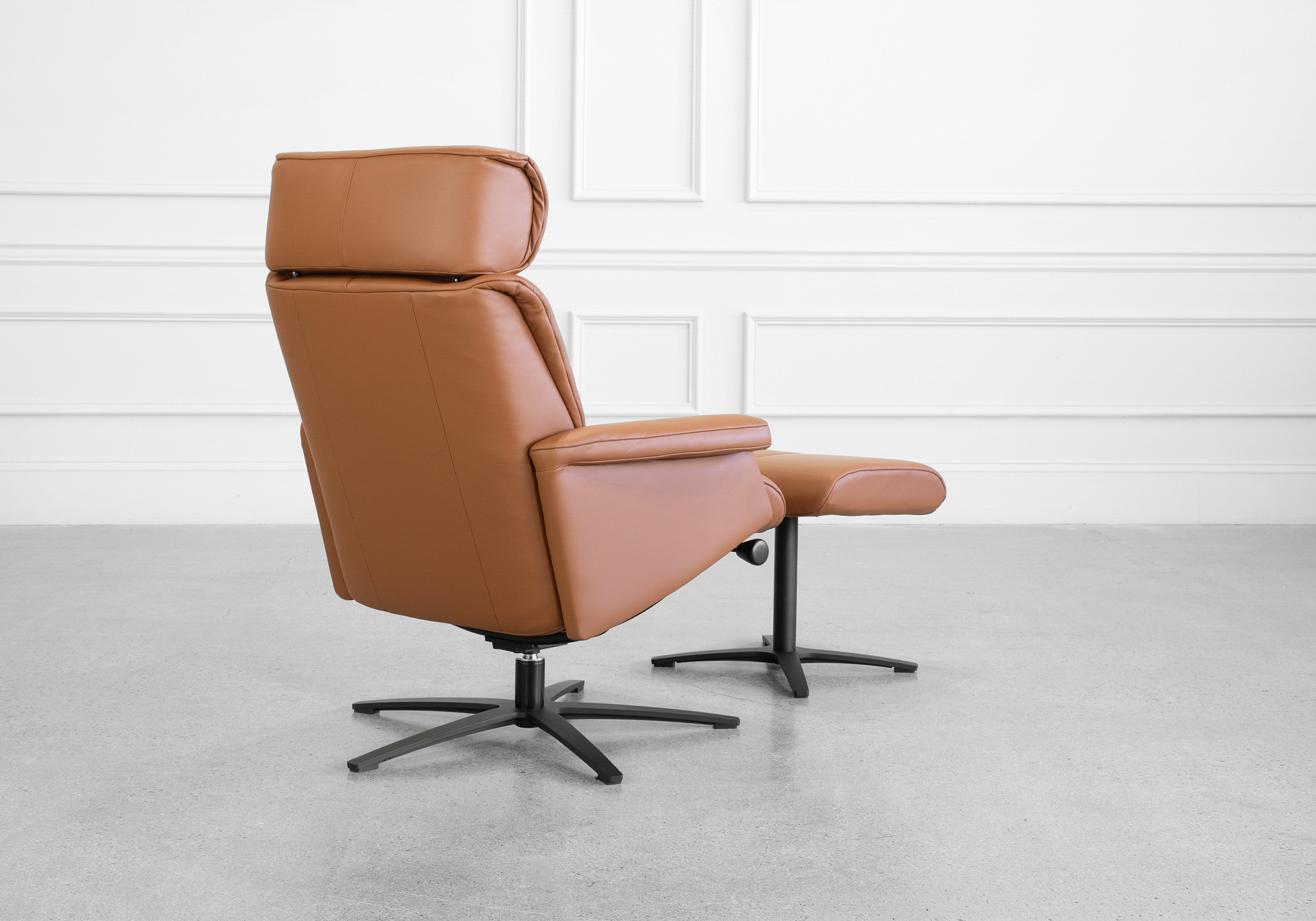 Sterling Leather Recliner in Cognac - Back