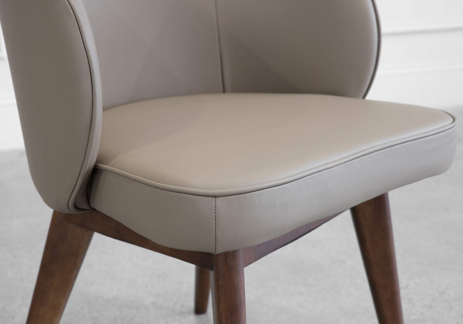 Brescia Leather Swivel Dining Chair - Close Up