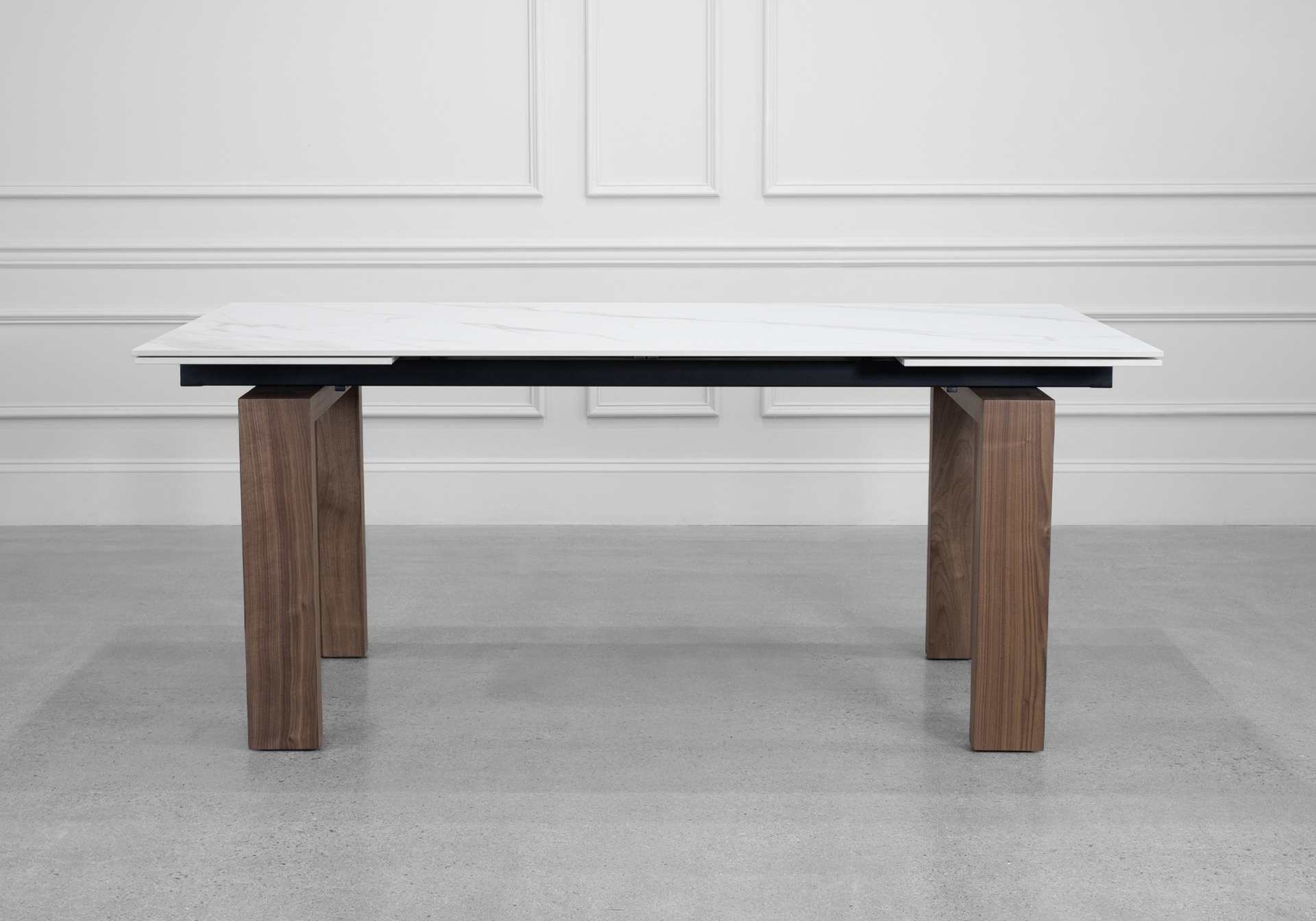 Caracas White Ceramic Dining Table - Front