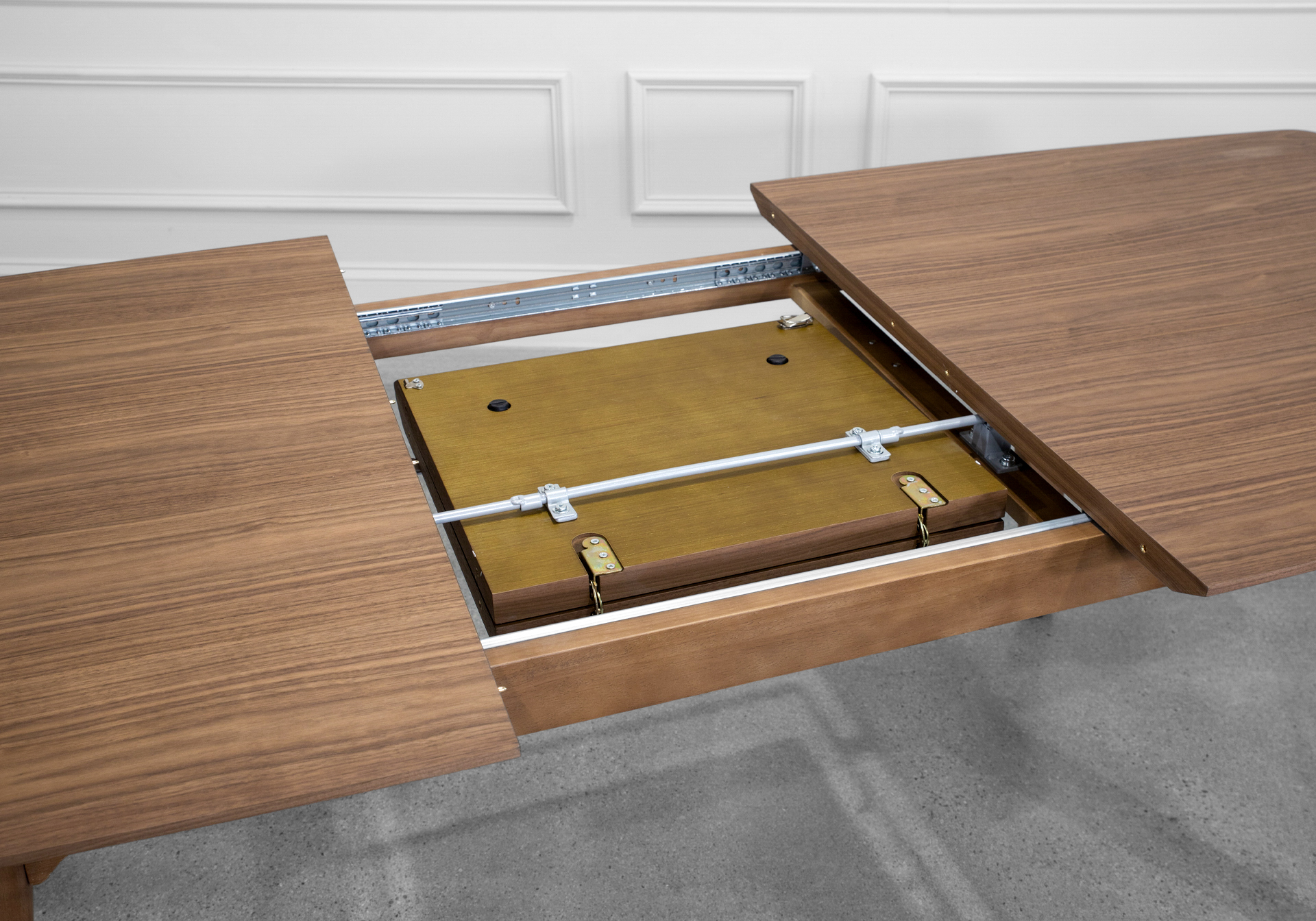 Curtis Dining Table - Close Up - 2