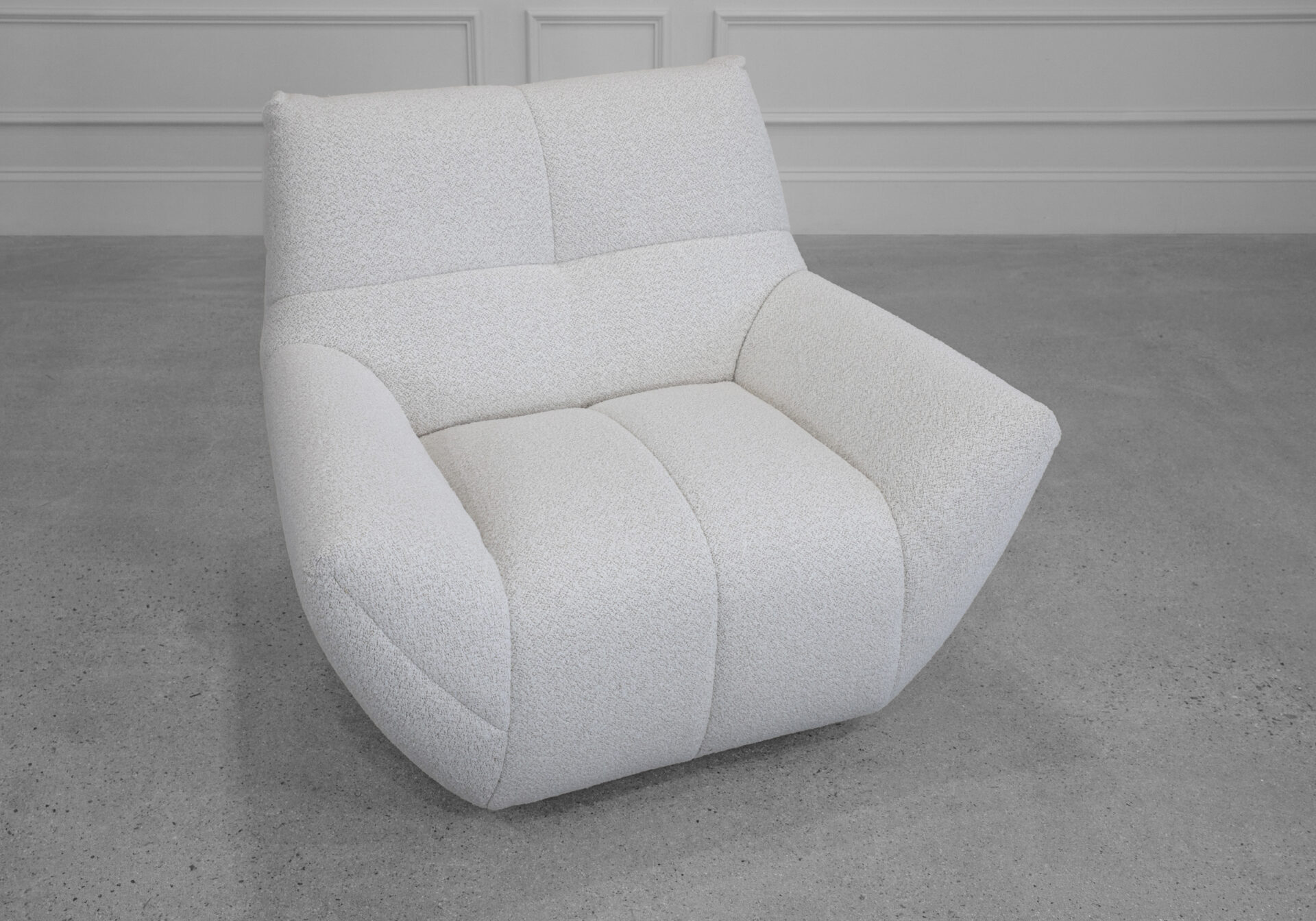 Lecce Cloud Fabric Swivel Chair Lecce Cloud Fabric Swivel Chair