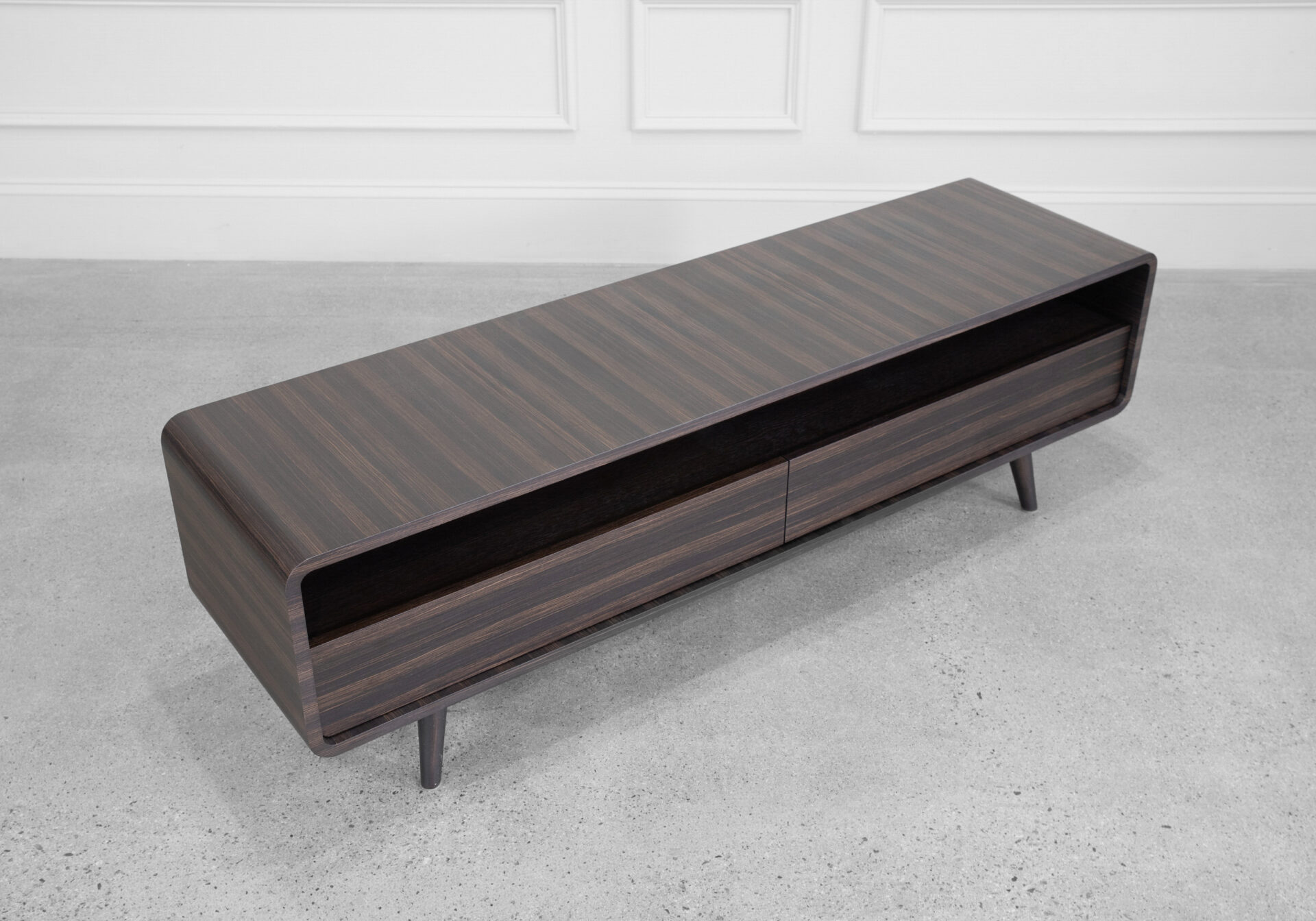Kodiak Tv Stand - Smoked Oak