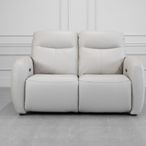 Rosario Pwr. Loveseat in Oatmeal - Front